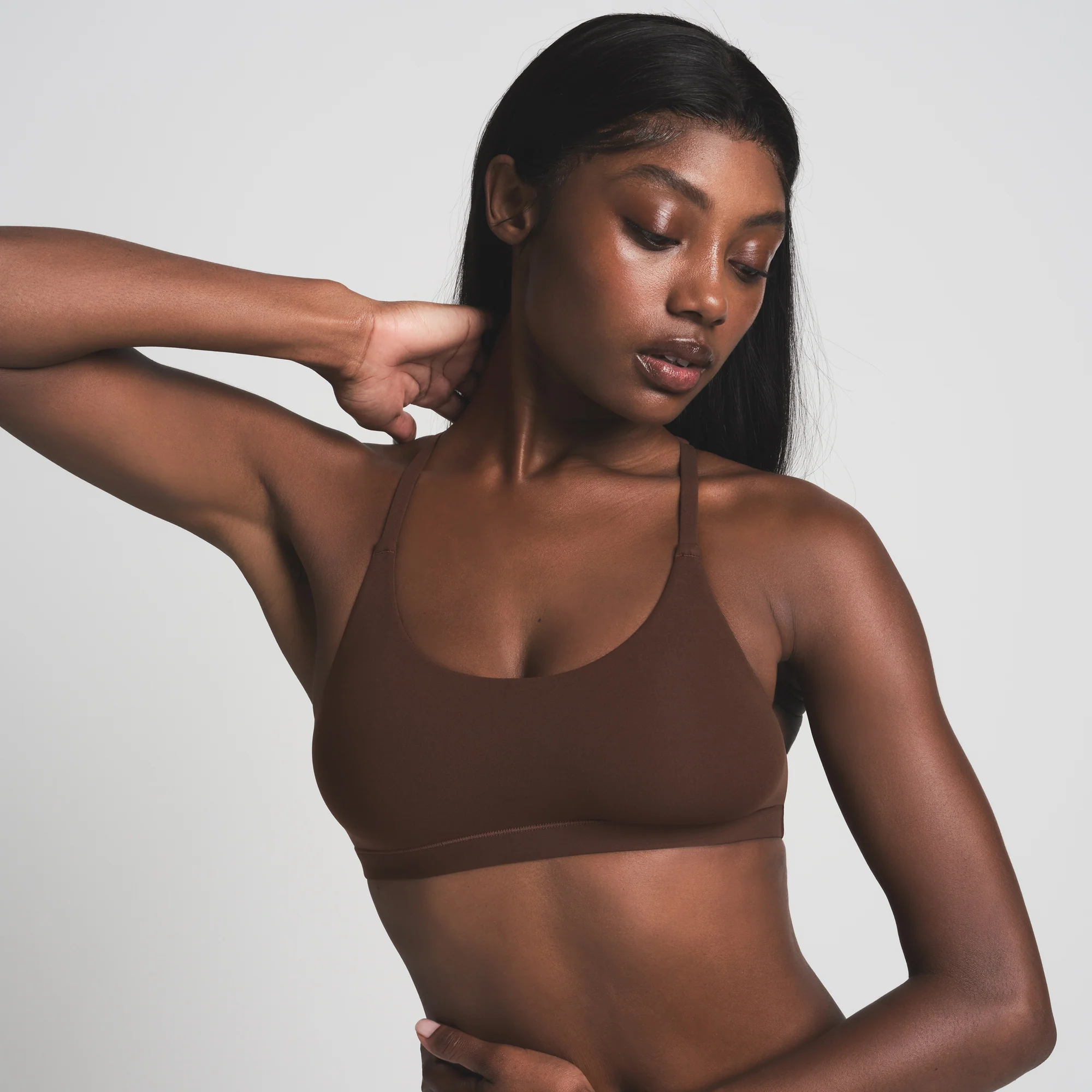 FITS EVERYBODY RACERBACK SCOOP BRALETTE | ONYX