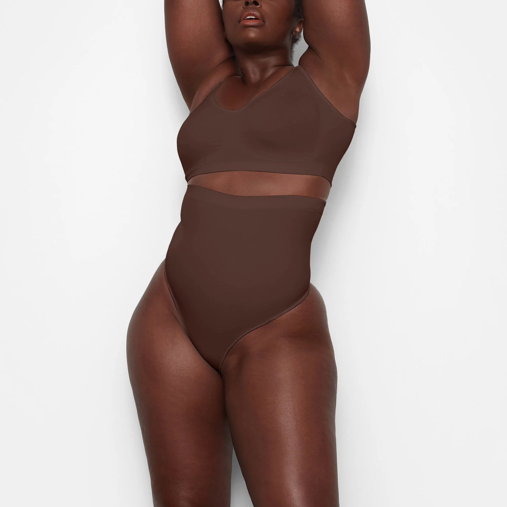 SEAMLESS SCULPT HIGH-WAISTED THONG | ONYX