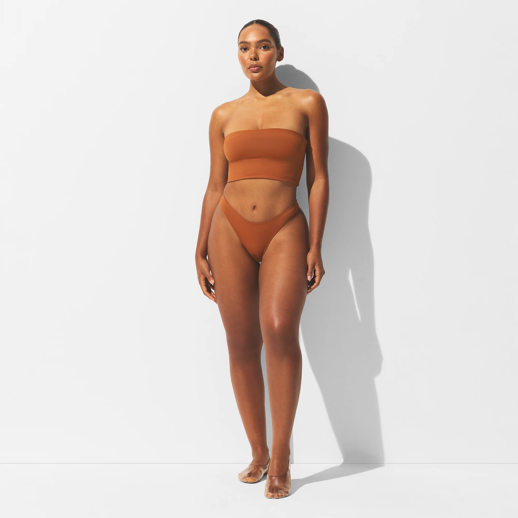 ICONIC SWIM CONVERTIBLE BANDEAU BIKINI TOP | OBSIDIAN