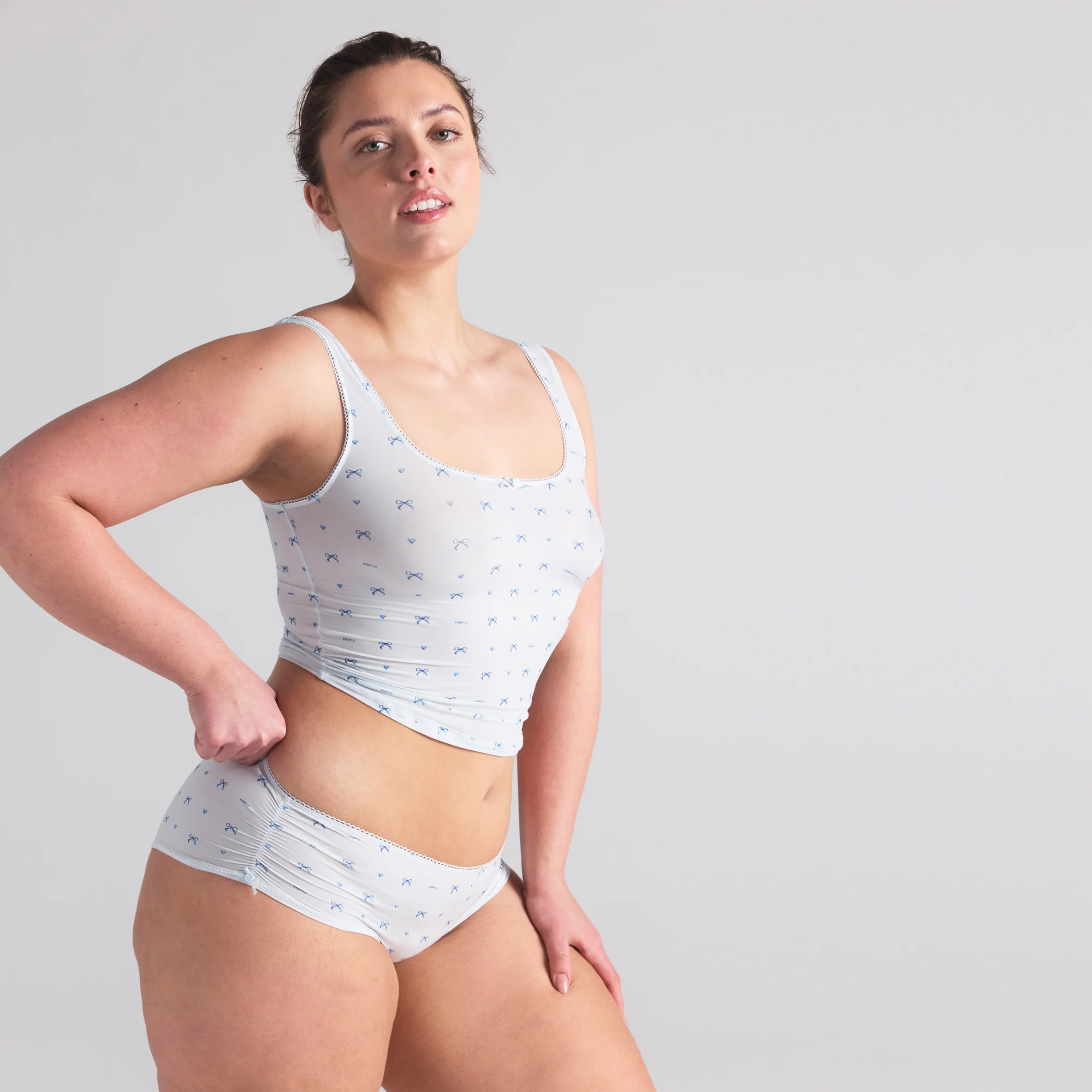 FITS EVERYBODY PICOT TANK AND HIPSTER SET | CLOUD BOW PRINT