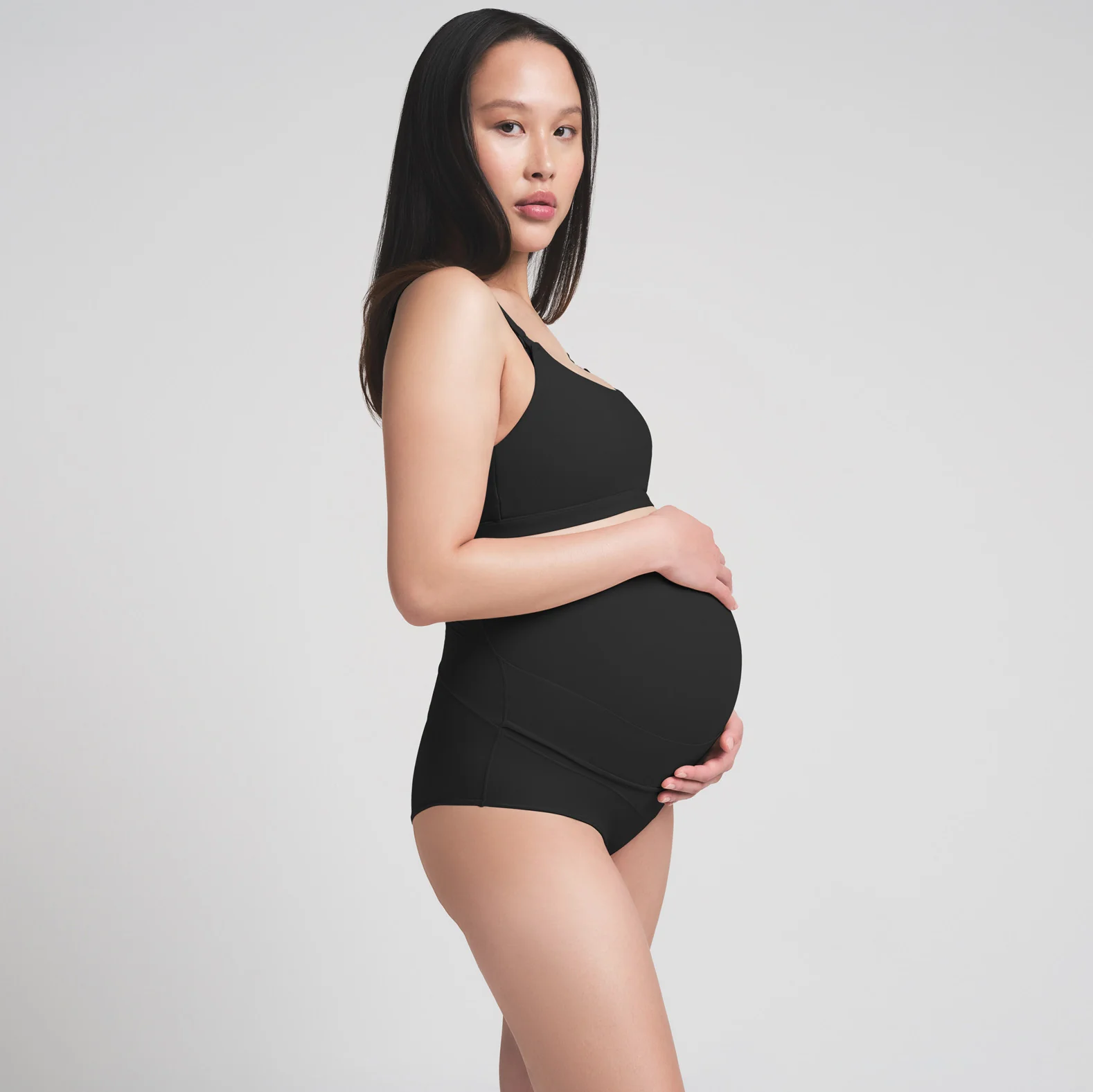 FITS EVERYBODY MATERNITY BANDED HIGH-WAISTED BRIEF | ONYX
