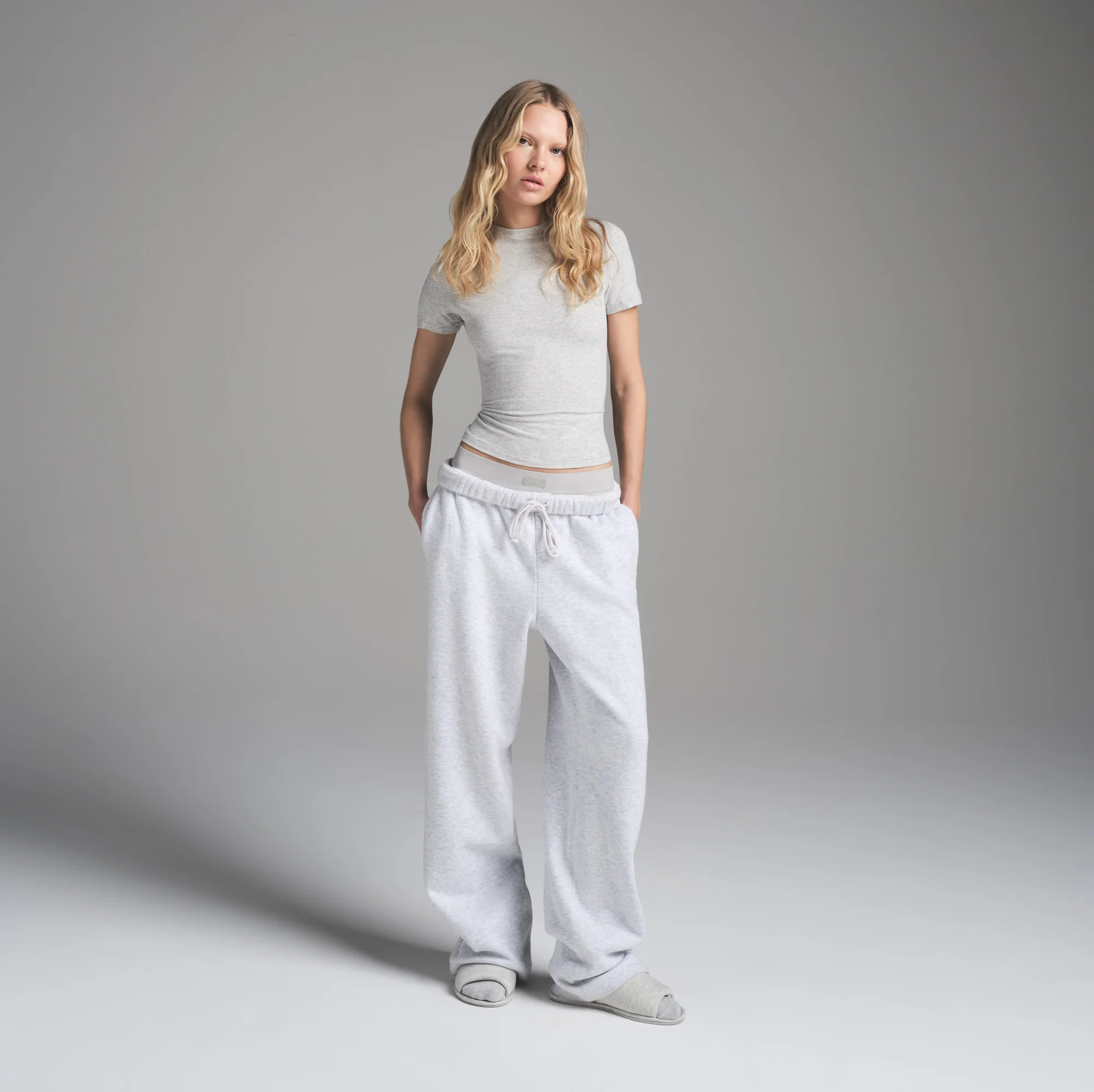 COTTON FLEECE CLASSIC STRAIGHT LEG PANT | LIGHT HEATHER GREY