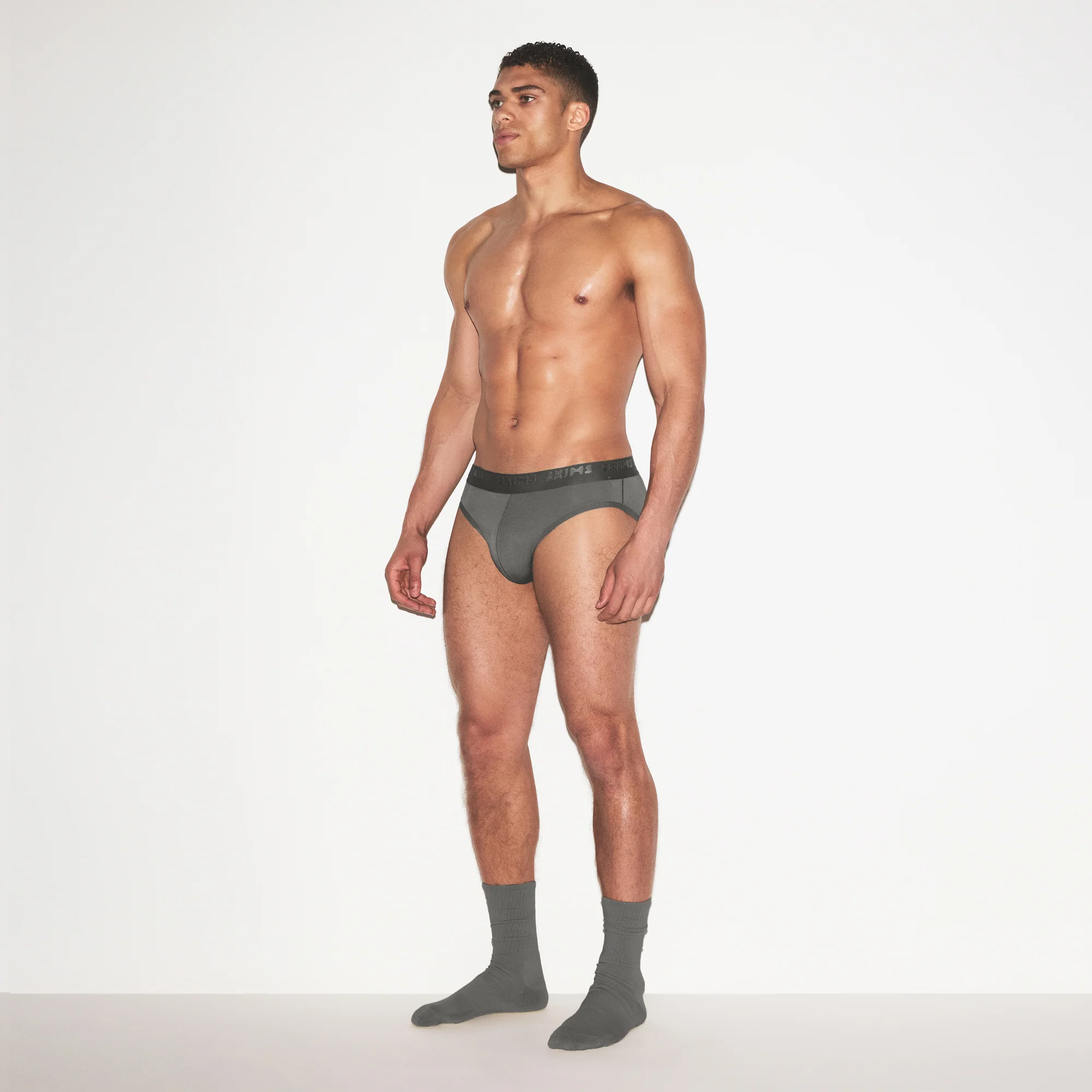 SKIMS STRETCH MENS BRIEF 3-PACK | GUNMETAL MULTI