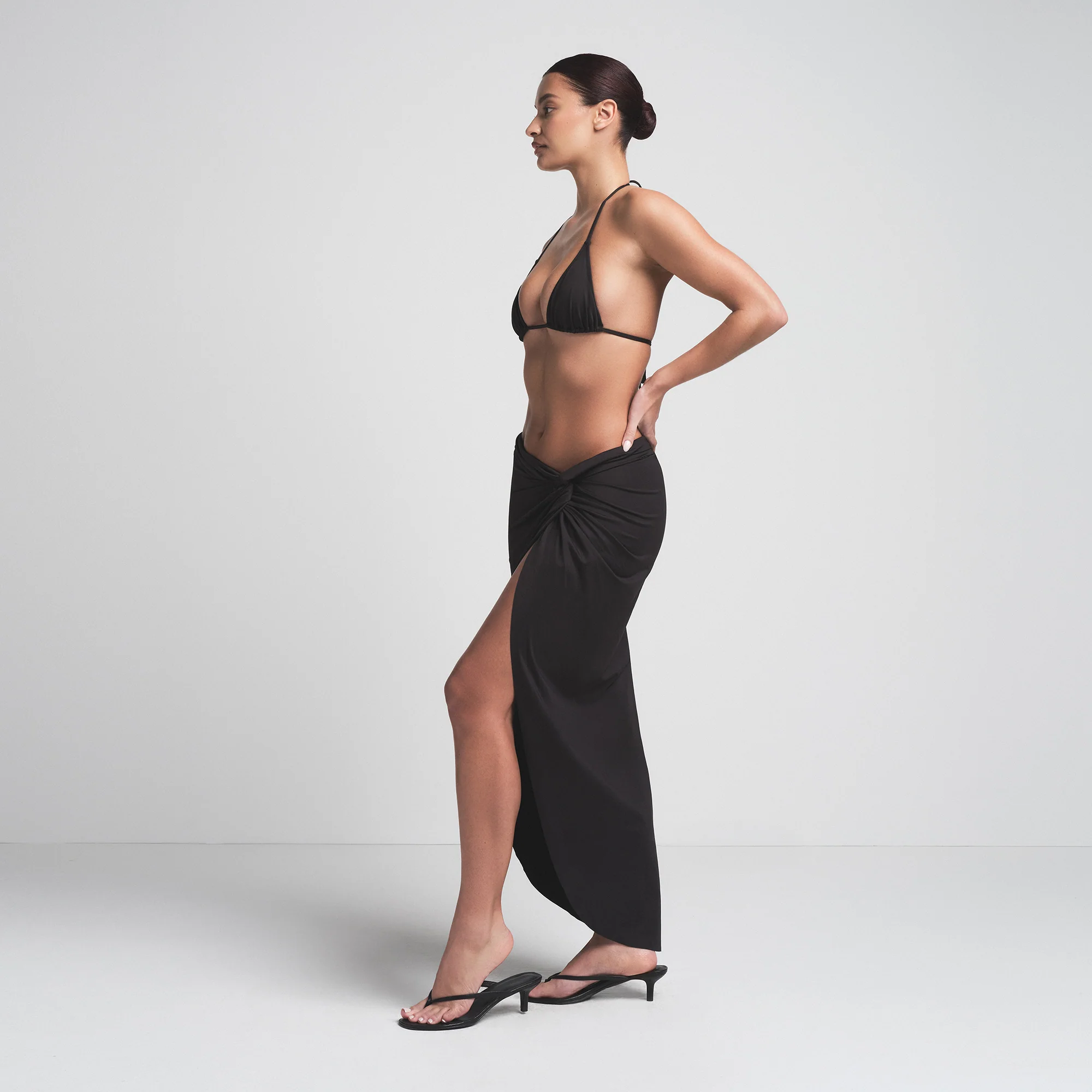 SIGNATURE SWIM SARONG SKIRT | ONYX