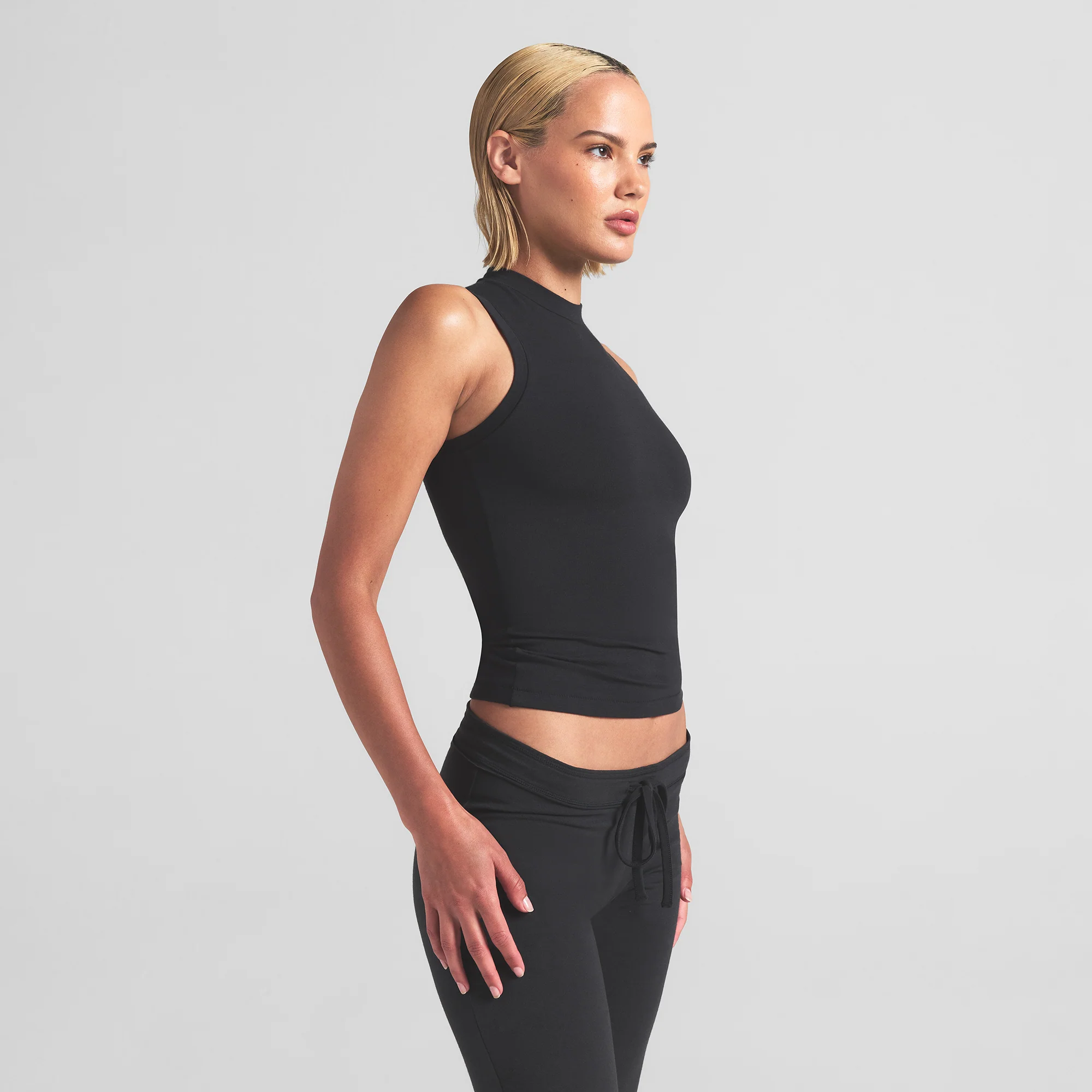 COTTON JERSEY MOCK NECK TANK | LIGHT HEATHER GREY