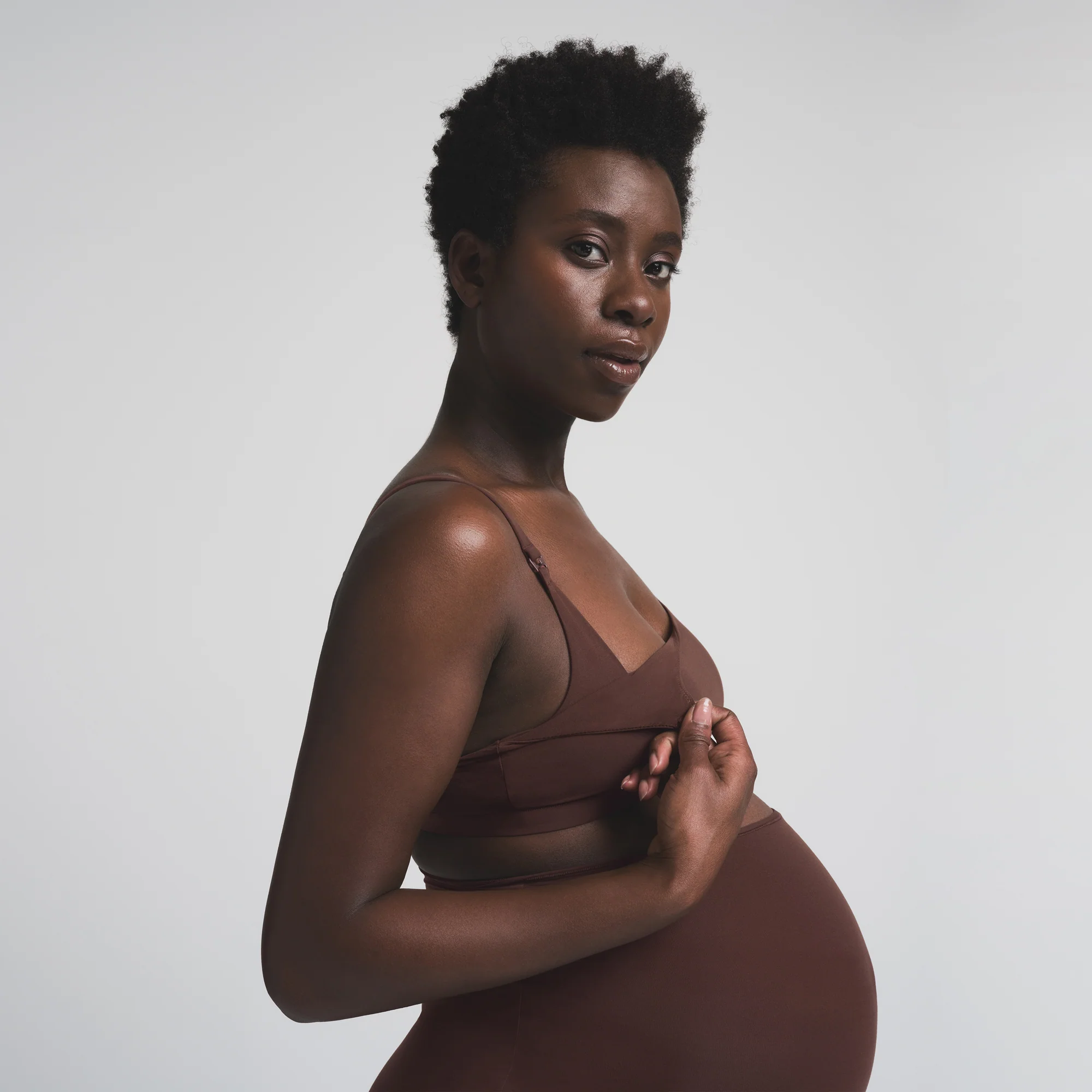 FITS EVERYBODY MATERNITY NURSING SCOOP BRALETTE | ONYX