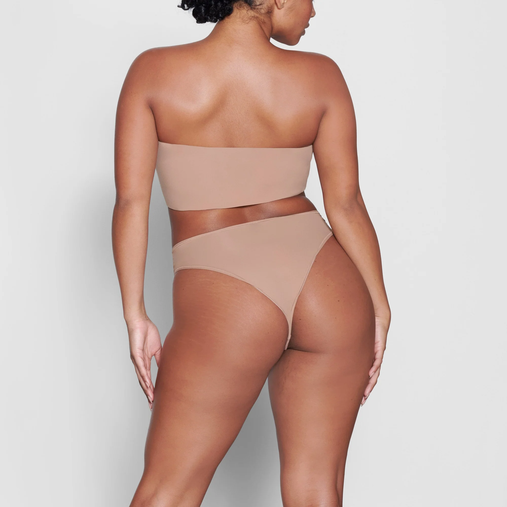 FITS EVERYBODY BANDEAU | ONYX