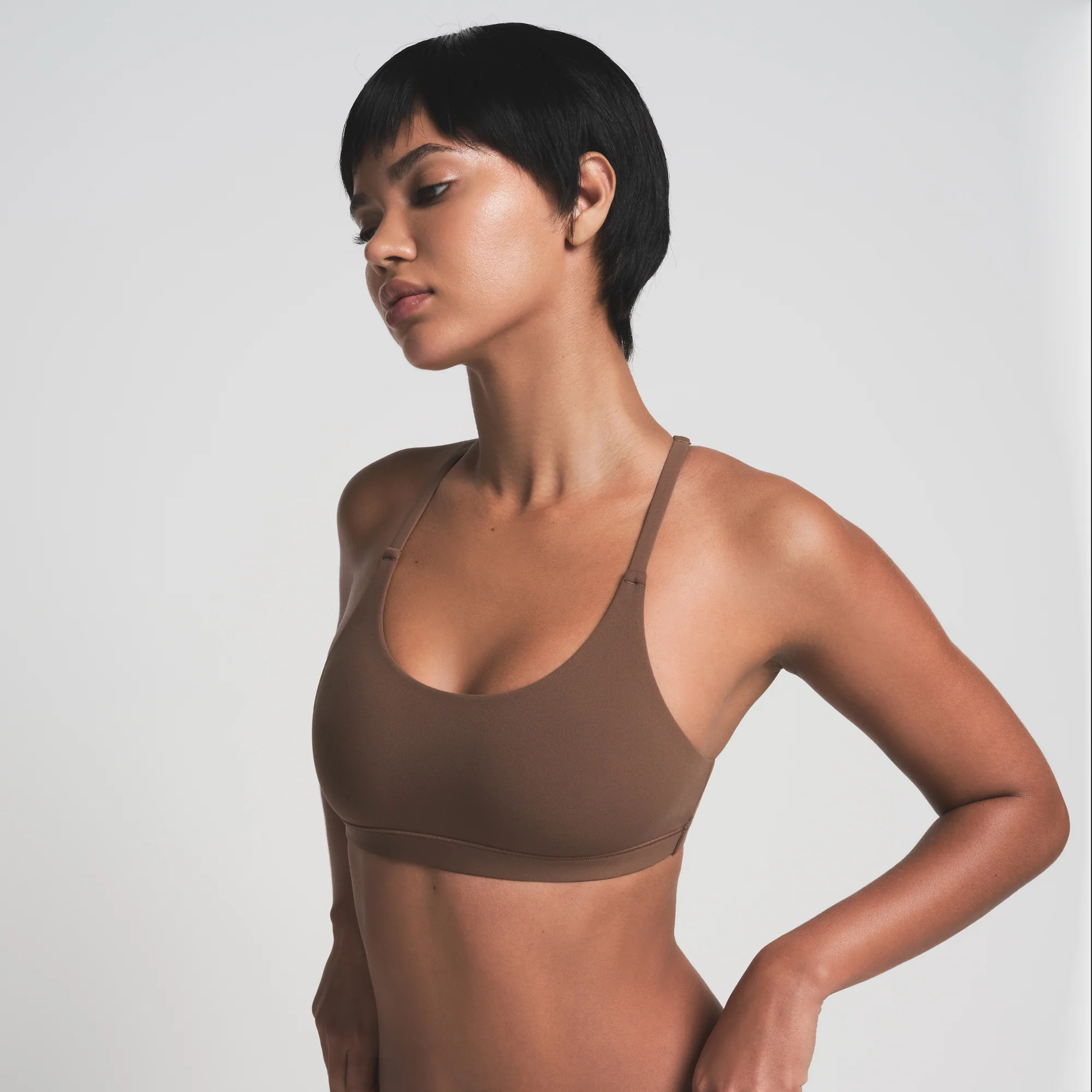 FITS EVERYBODY RACERBACK SCOOP BRALETTE | ONYX