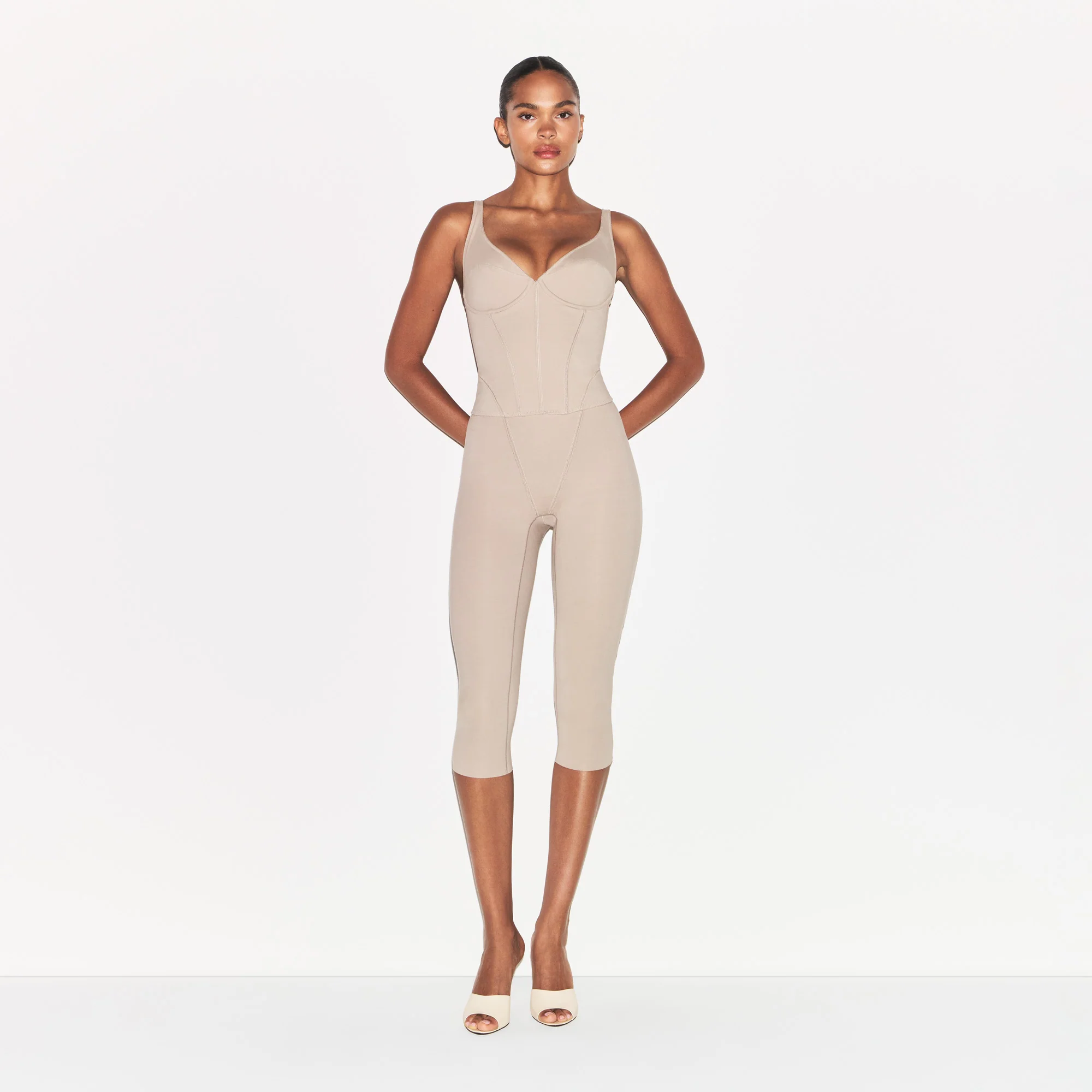 COTTON SHAPEWEAR CAPRI | LINEN