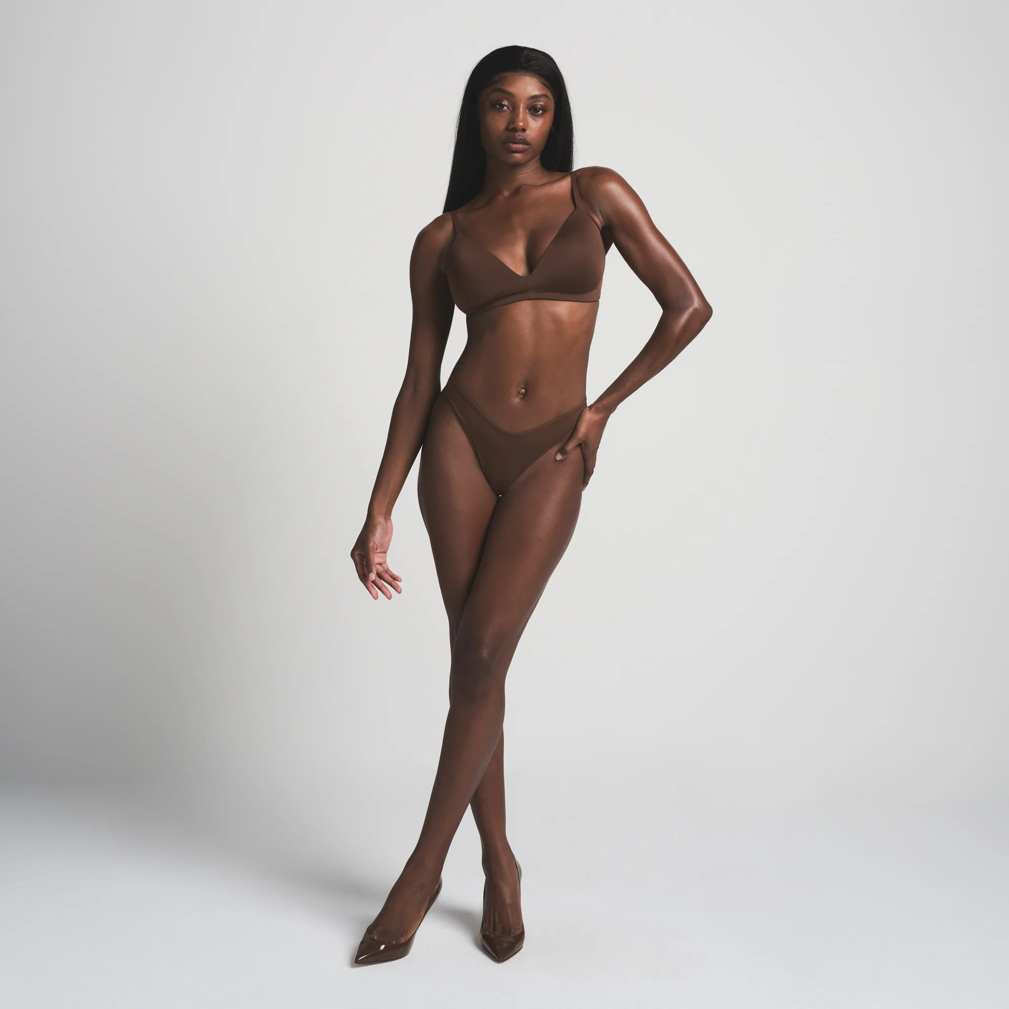 WIRELESS FORM T-SHIRT DEMI BRA | CLAY