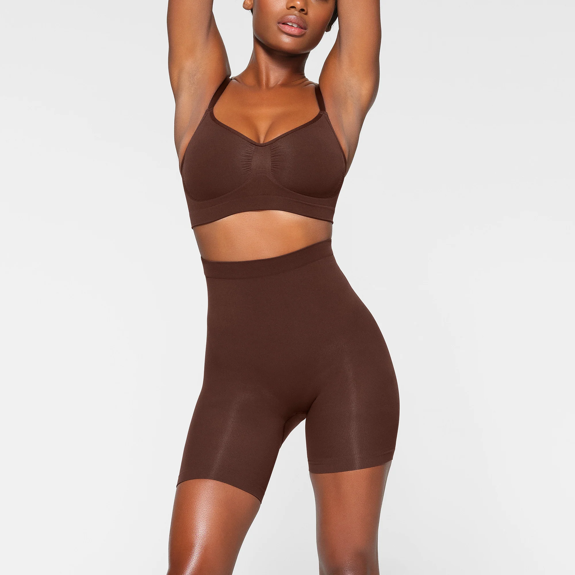 SEAMLESS SCULPT MID THIGH SHORT | ONYX