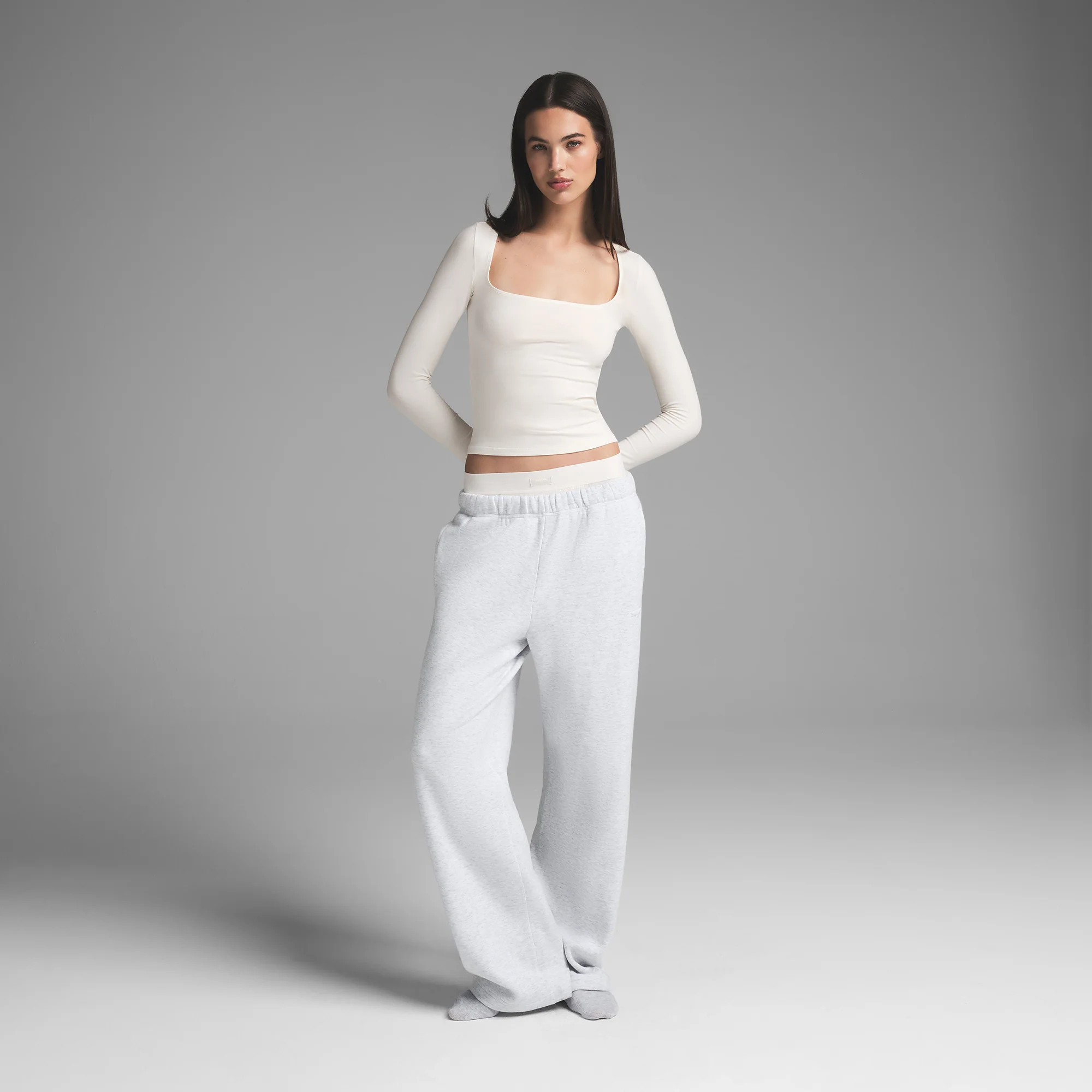 COTTON JERSEY SCOOP NECK LONG SLEEVE TOP | LIGHT HEATHER GREY