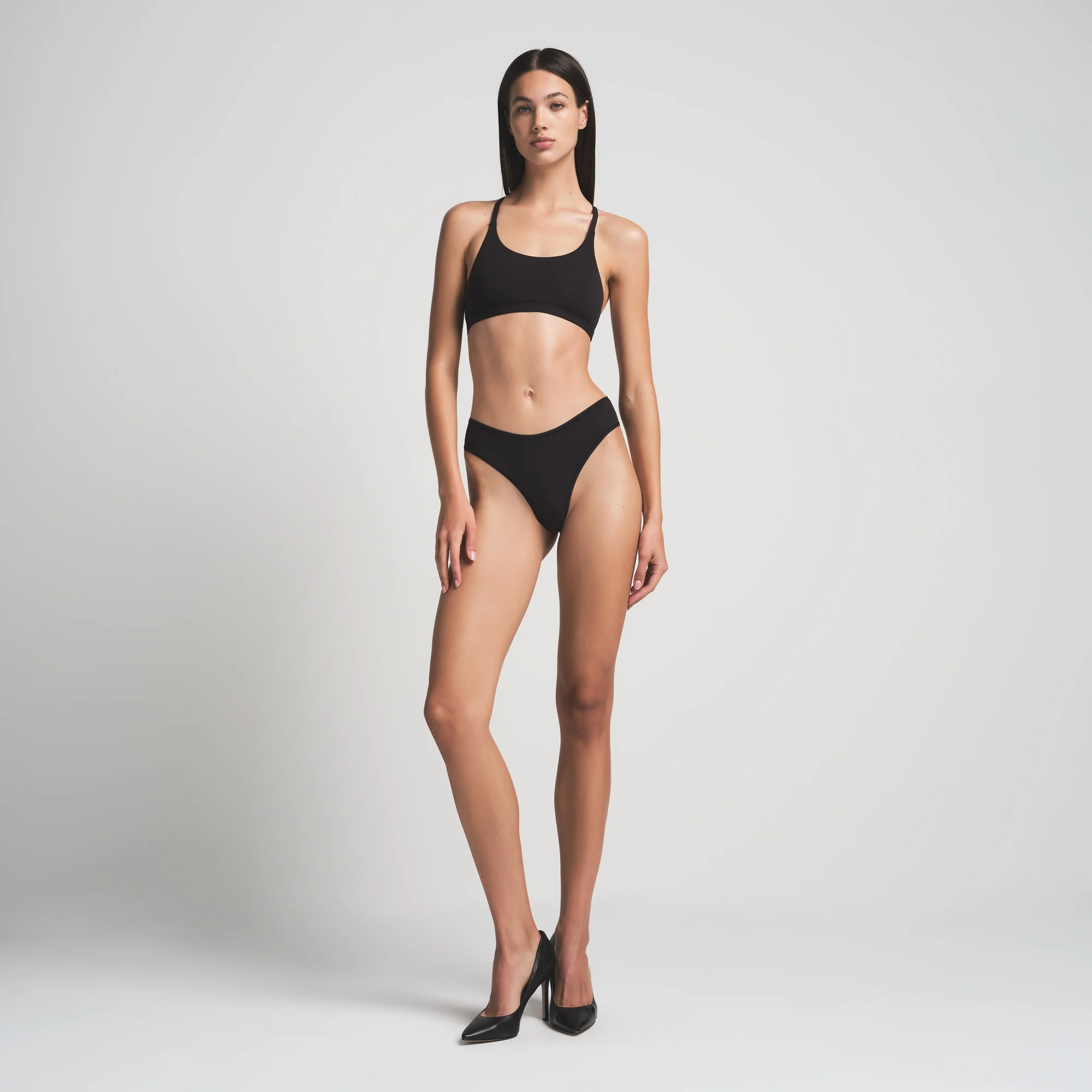 FITS EVERYBODY RACERBACK SCOOP BRALETTE | ONYX