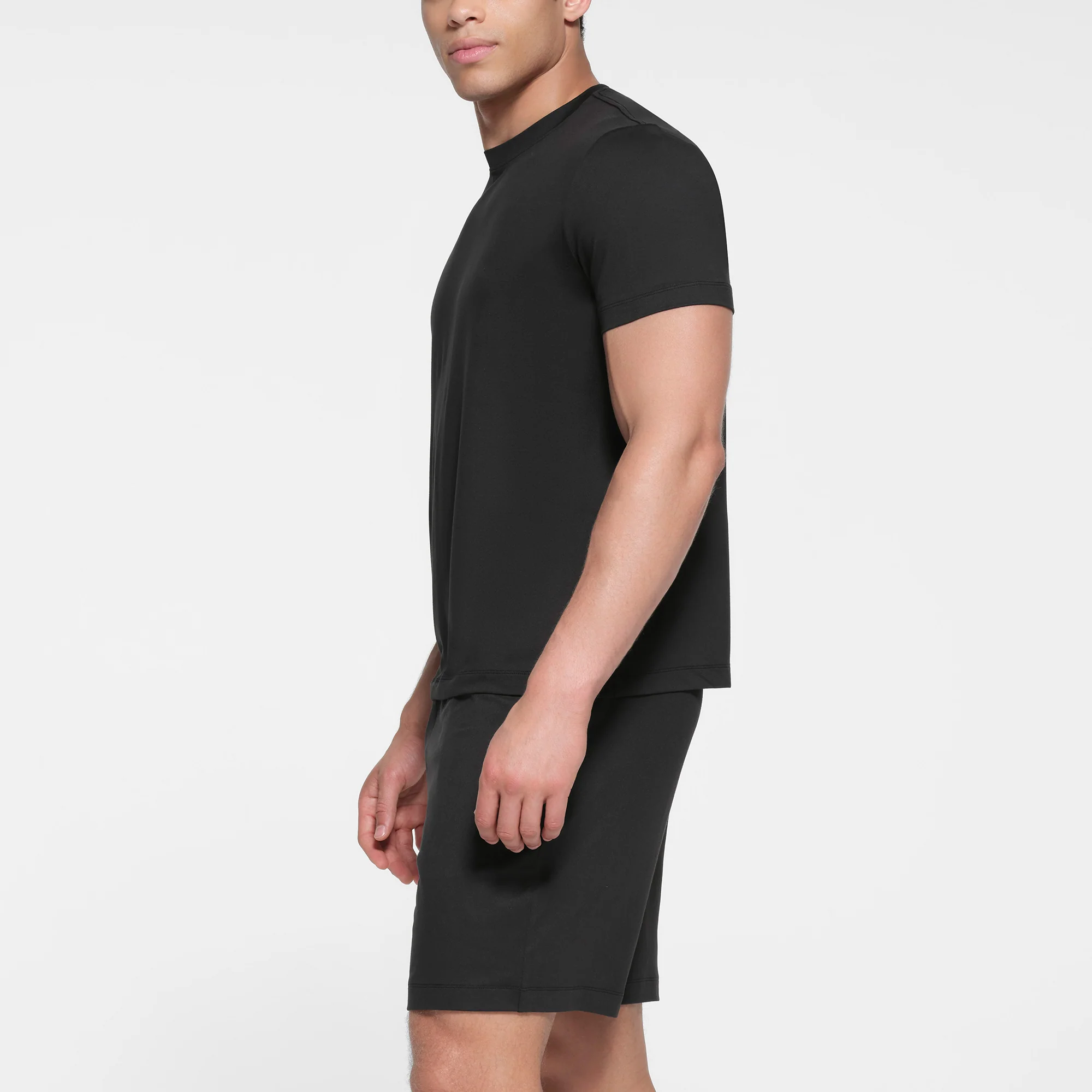 OUTDOOR JERSEY MENS CLASSIC T-SHIRT | ONYX