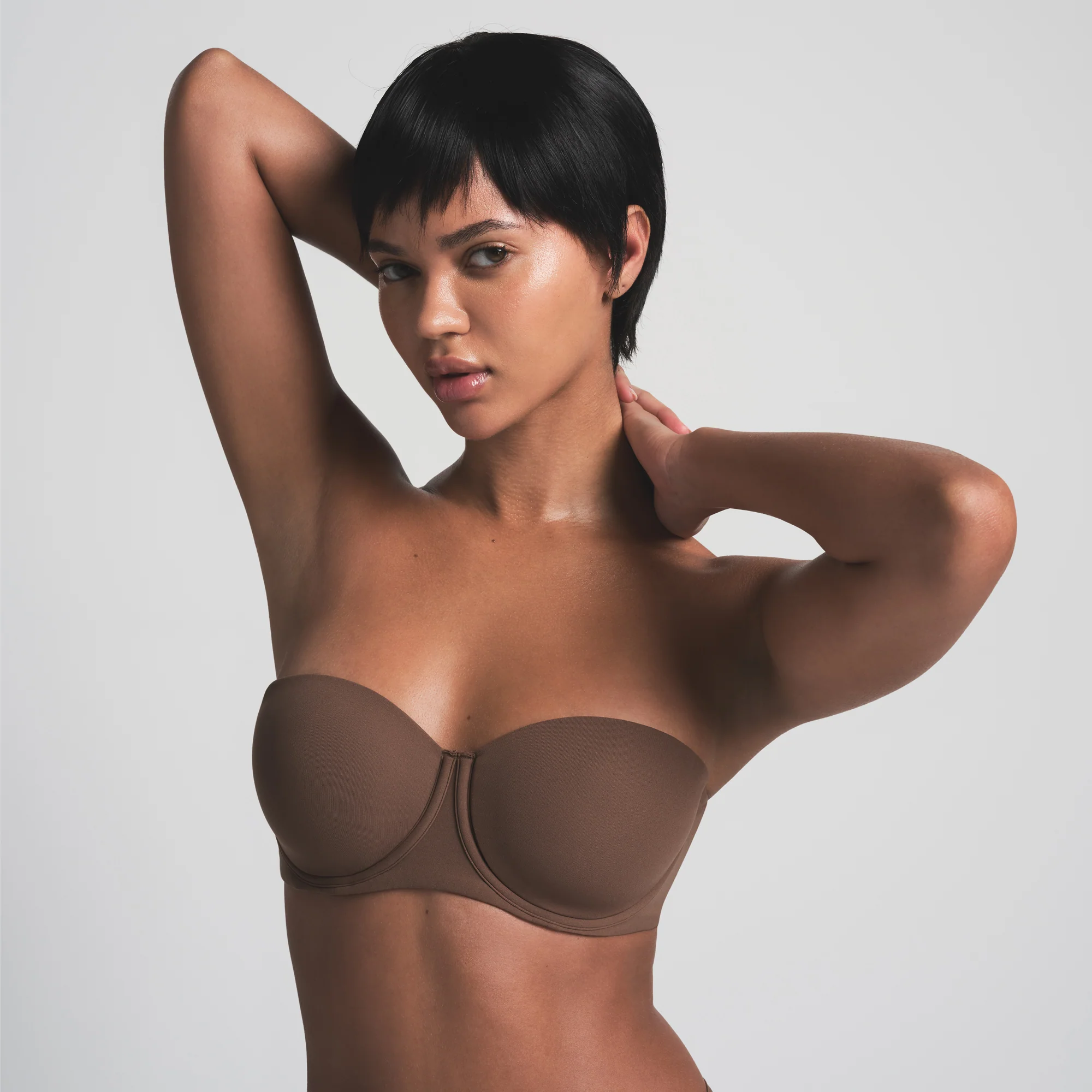 FITS EVERYBODY STRAPLESS BRA | ONYX