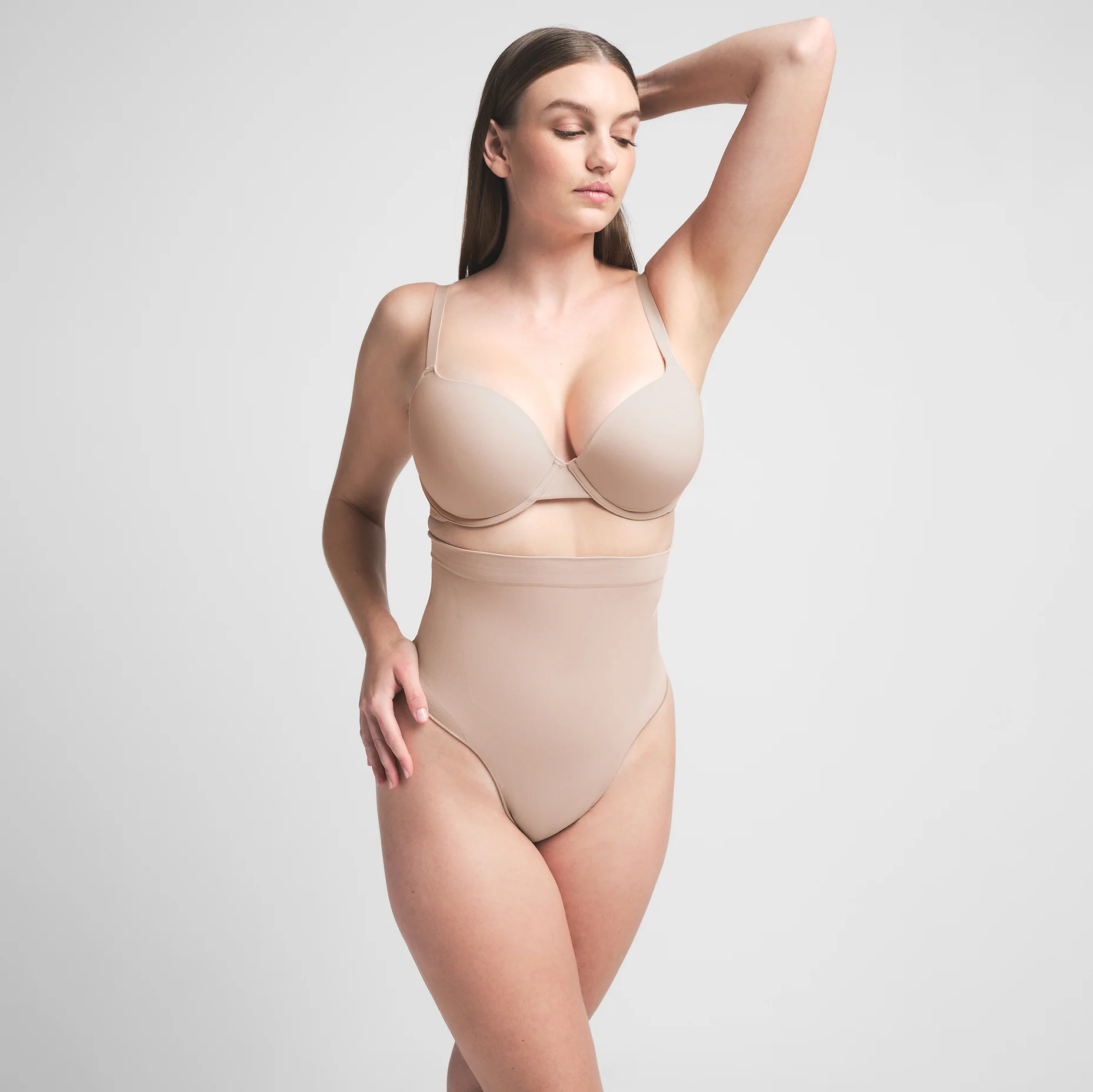 SEAMLESS SCULPT HIGH-WAISTED THONG | ONYX