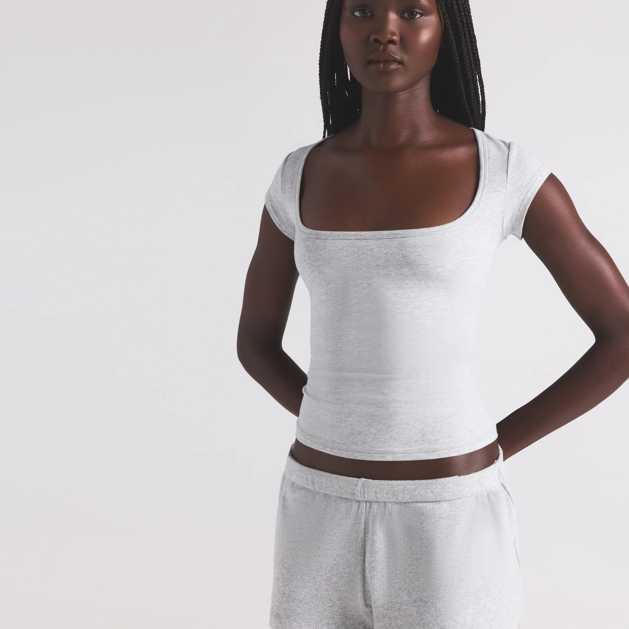 COTTON JERSEY SCOOP NECK T-SHIRT | LIGHT HEATHER GREY