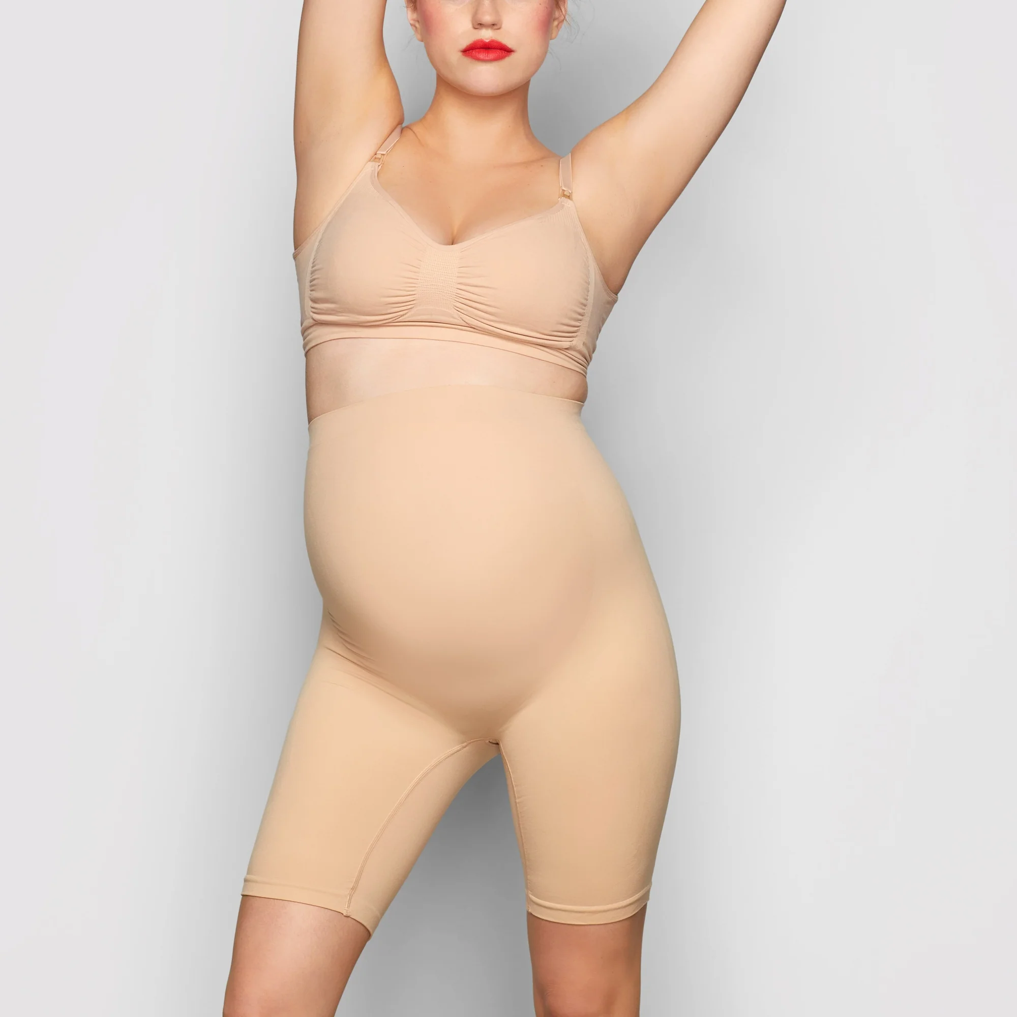 MATERNITY SCULPTING SHORT MID THIGH | ONYX