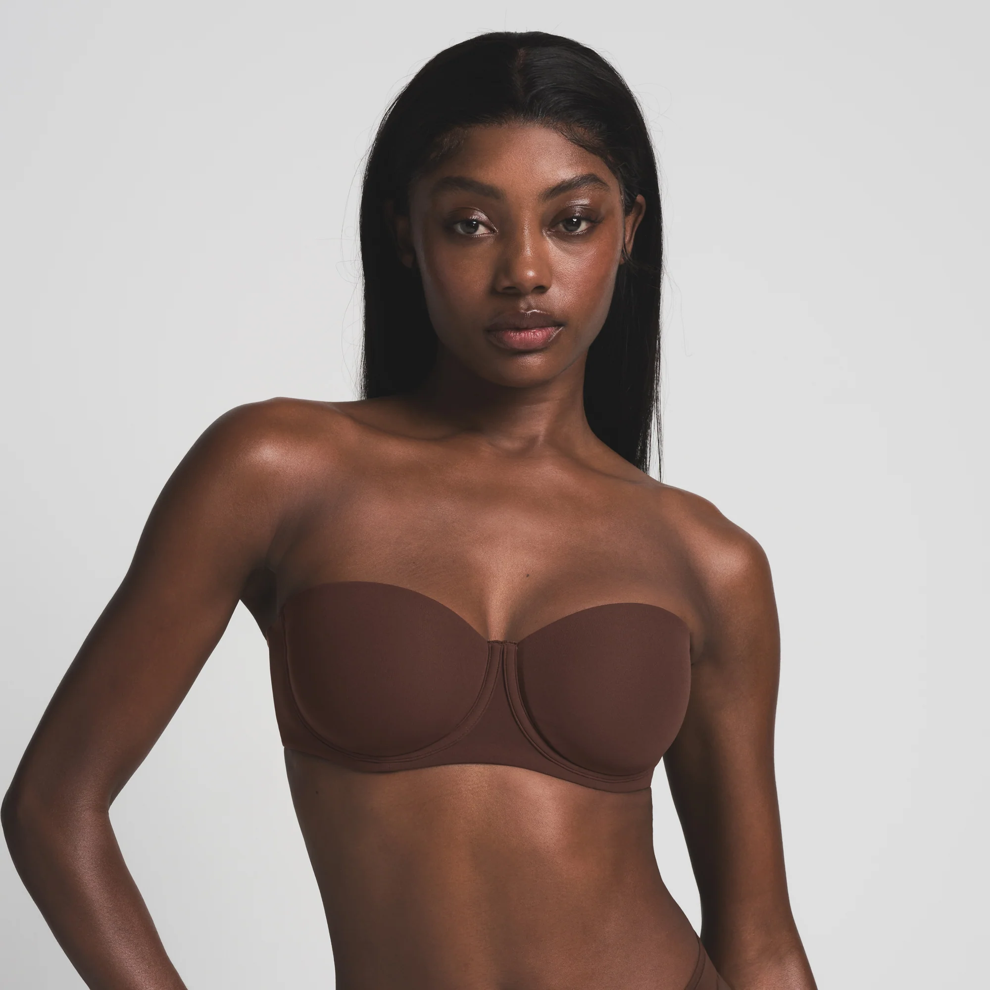FITS EVERYBODY STRAPLESS BRA | ONYX