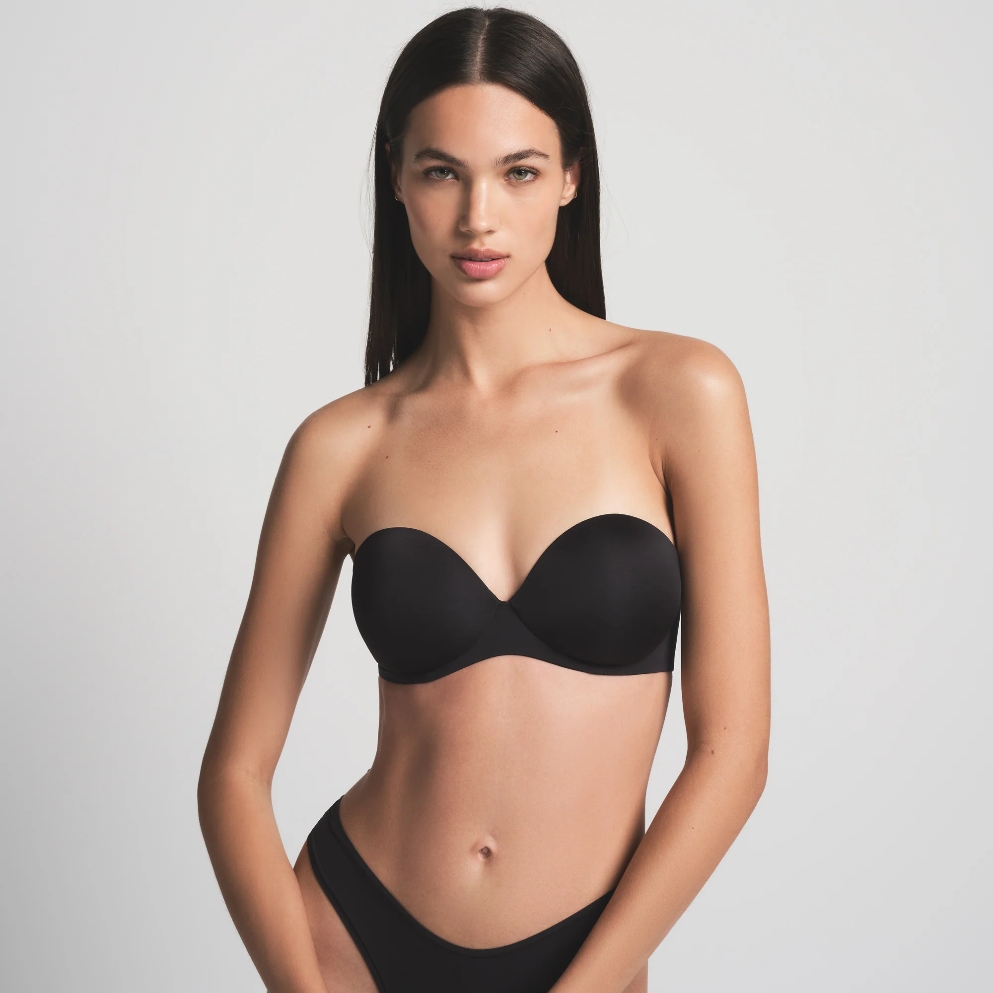 SKIMS ULTIMATE STRAPLESS PUSH-UP BRA | ONYX