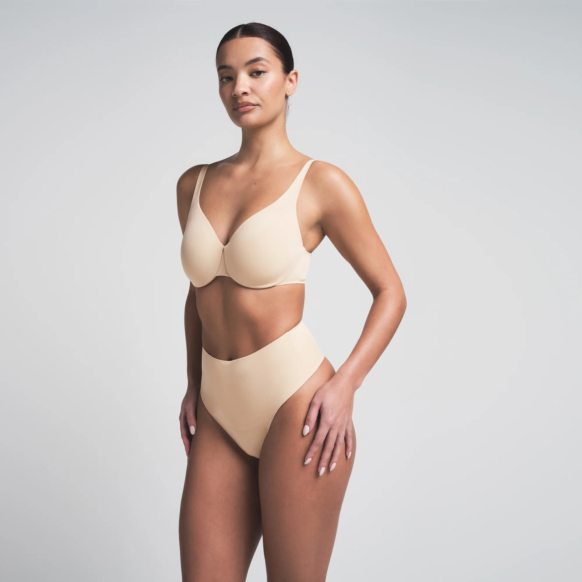 SMOOTHING INTIMATES UNLINED MINIMIZER BRA | CLAY