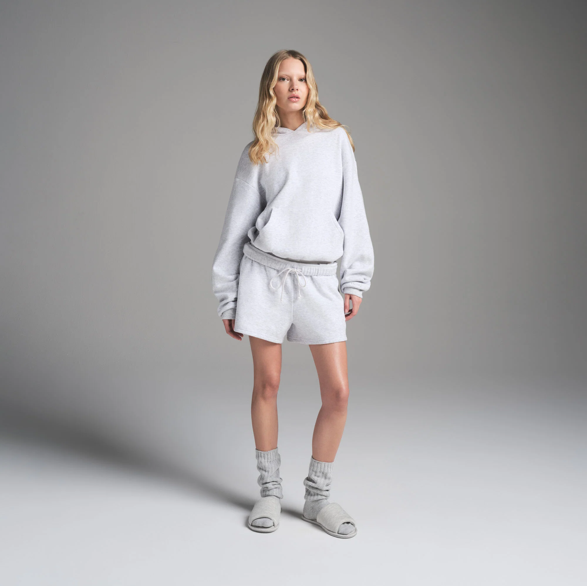 COTTON FLEECE CLASSIC HOODIE | LIGHT HEATHER GREY