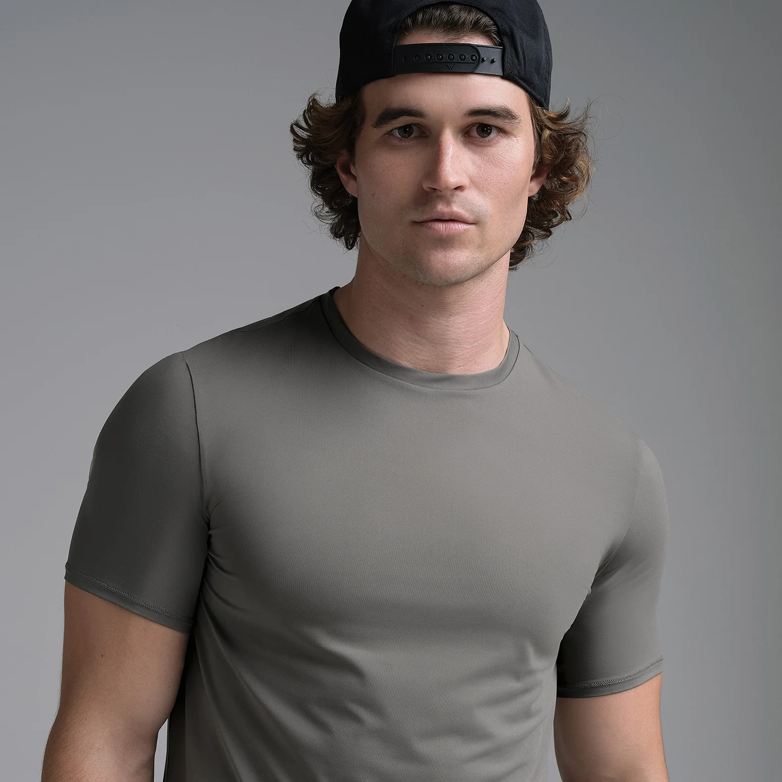SKIMS FLEX MENS T-SHIRT | GUNMETAL