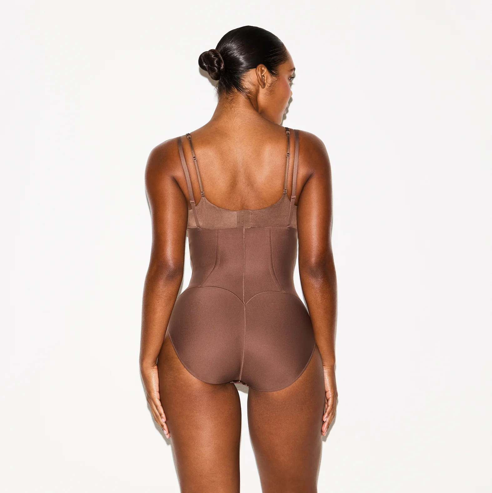 SKIMS BODY CORE SCULPT WAIST CINCHER BUTT LIFTING BRIEF | CLAY