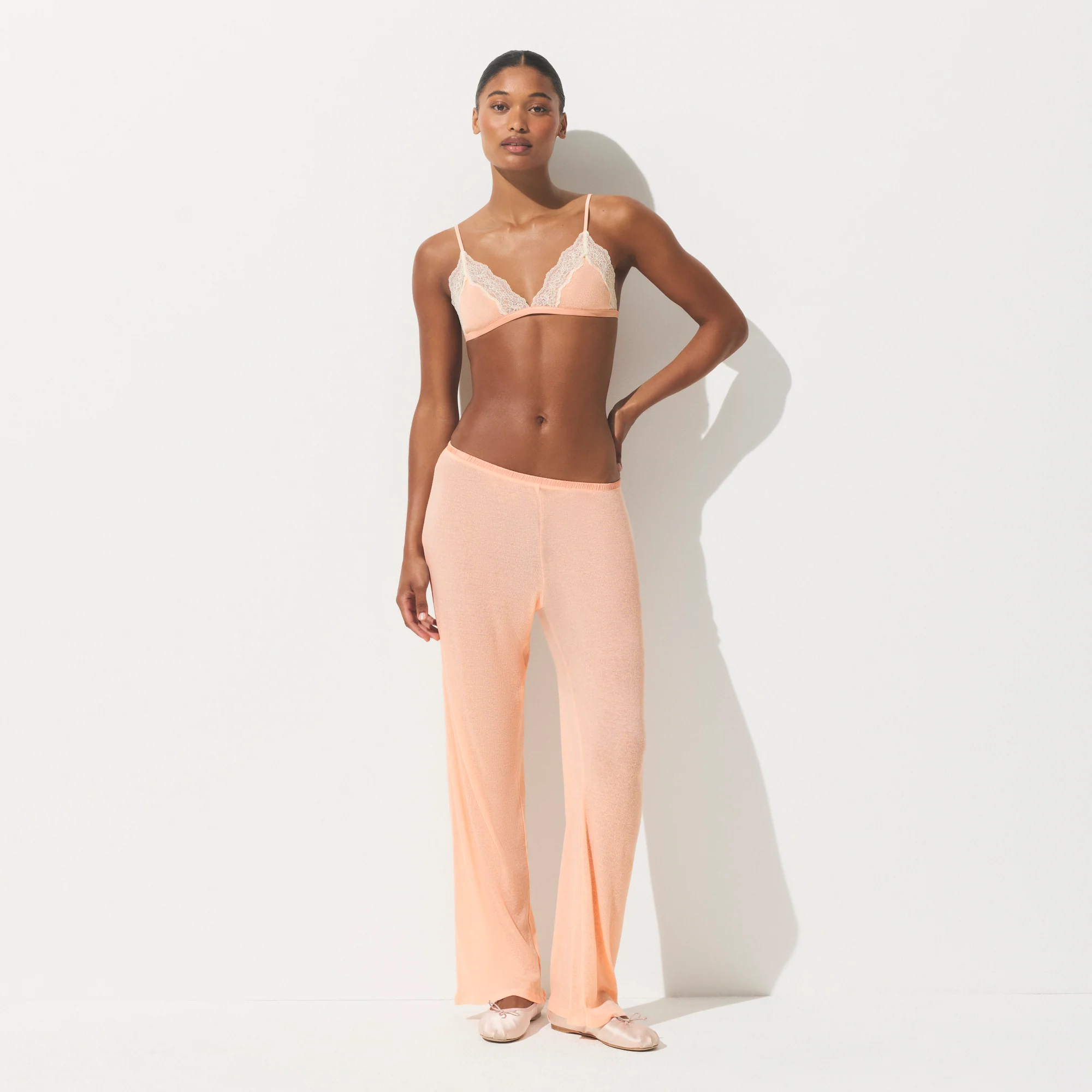 SHEER RIB LACE TRIANGLE BRALETTE | VILLA