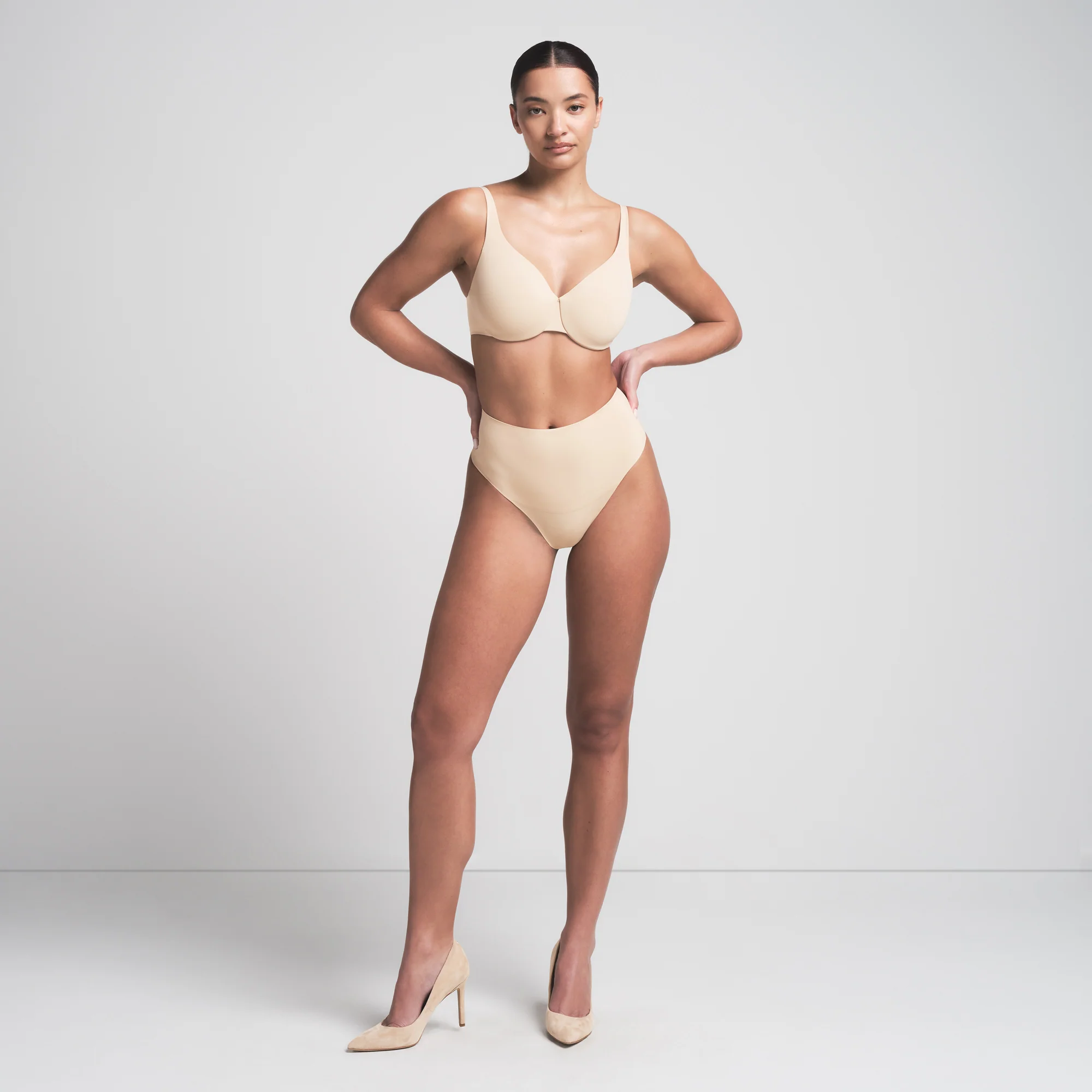 SMOOTHING INTIMATES UNLINED MINIMIZER BRA | CLAY