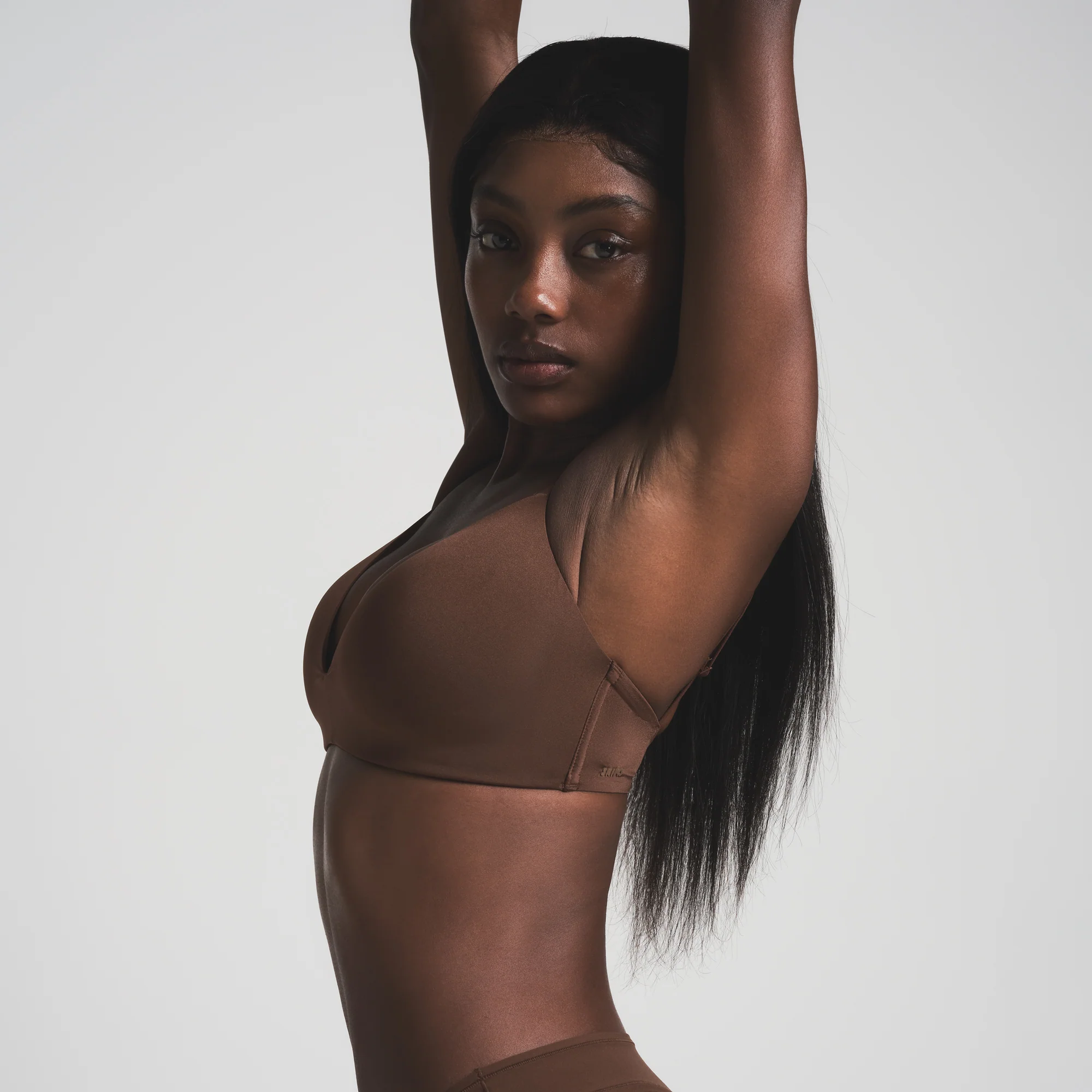 WIRELESS FORM T-SHIRT DEMI BRA | CLAY