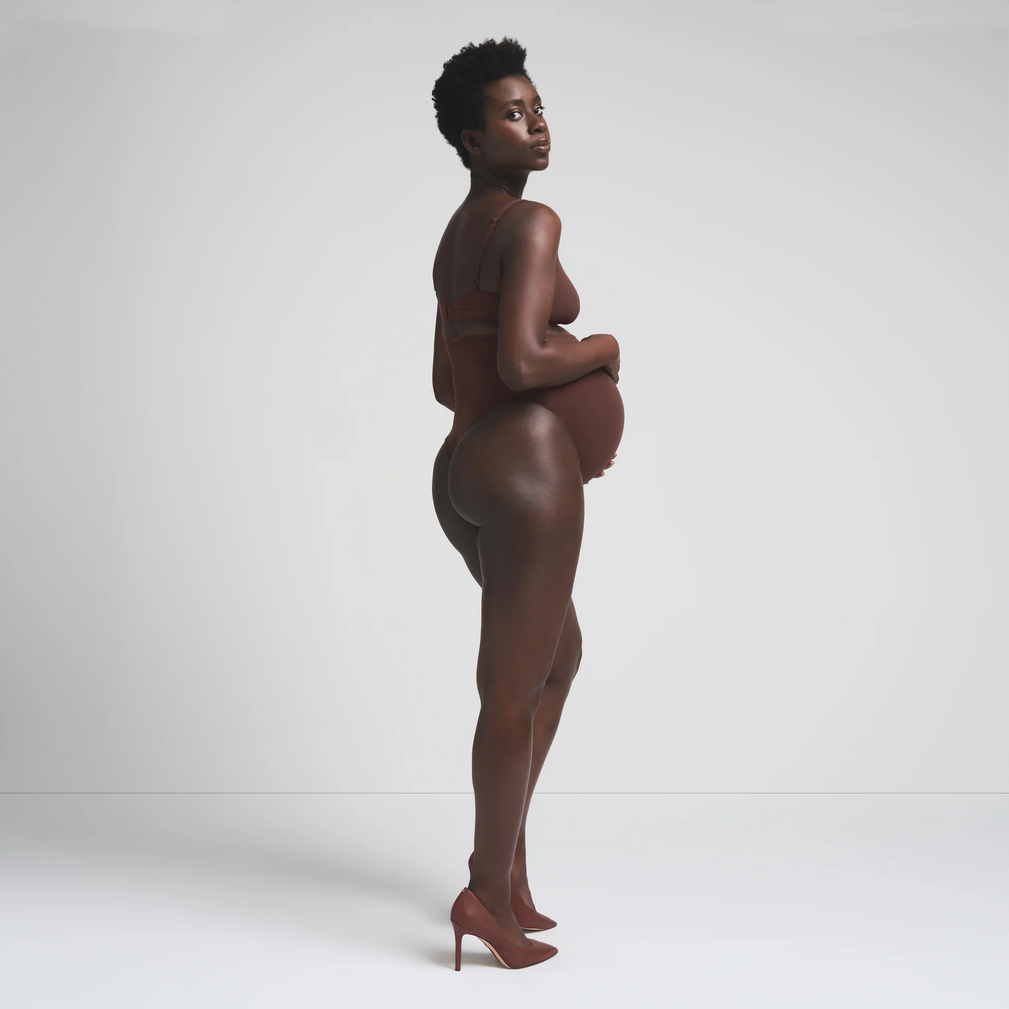 FITS EVERYBODY MATERNITY HIGH-WAISTED THONG | ONYX