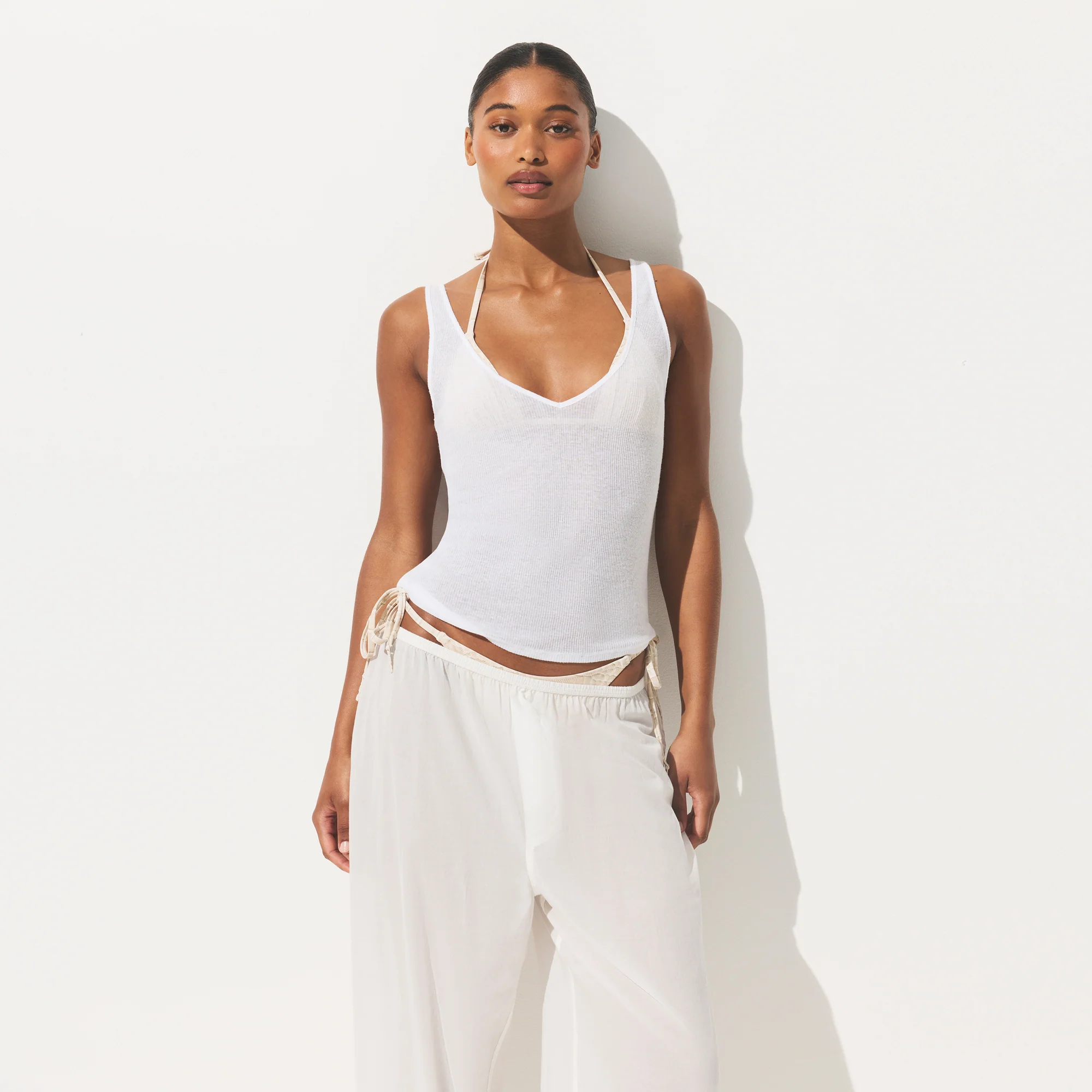 SHEER RIB V NECK TANK | SNOW