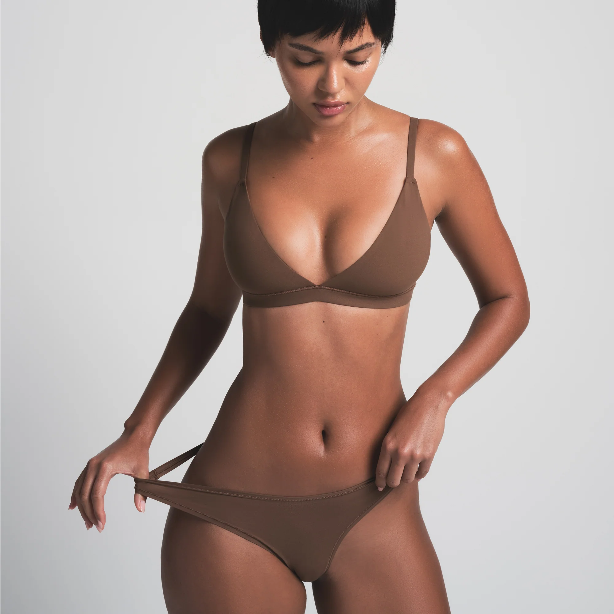 FITS EVERYBODY TRIANGLE BRALETTE | BEET