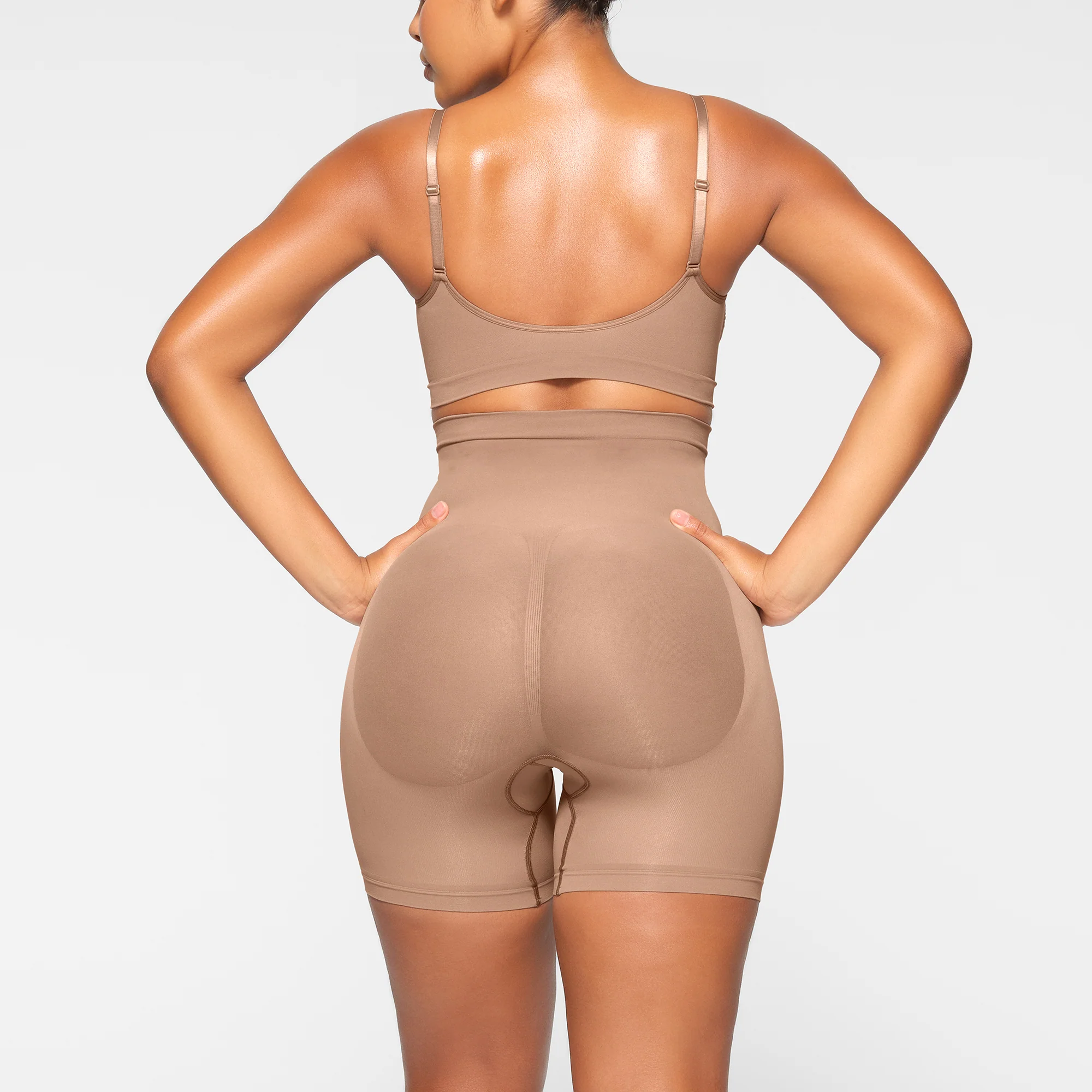 SEAMLESS SCULPT MID THIGH SHORT | ONYX