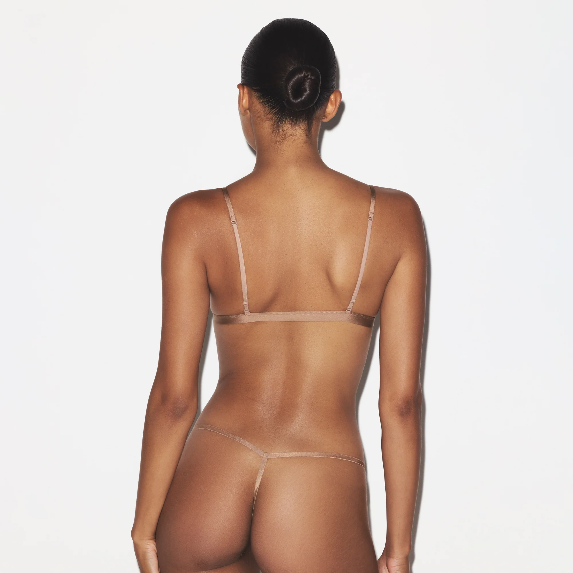 WIRELESS FORM TRIANGLE FRONT CLOSE SUPER PUSH-UP BRA | CLAY