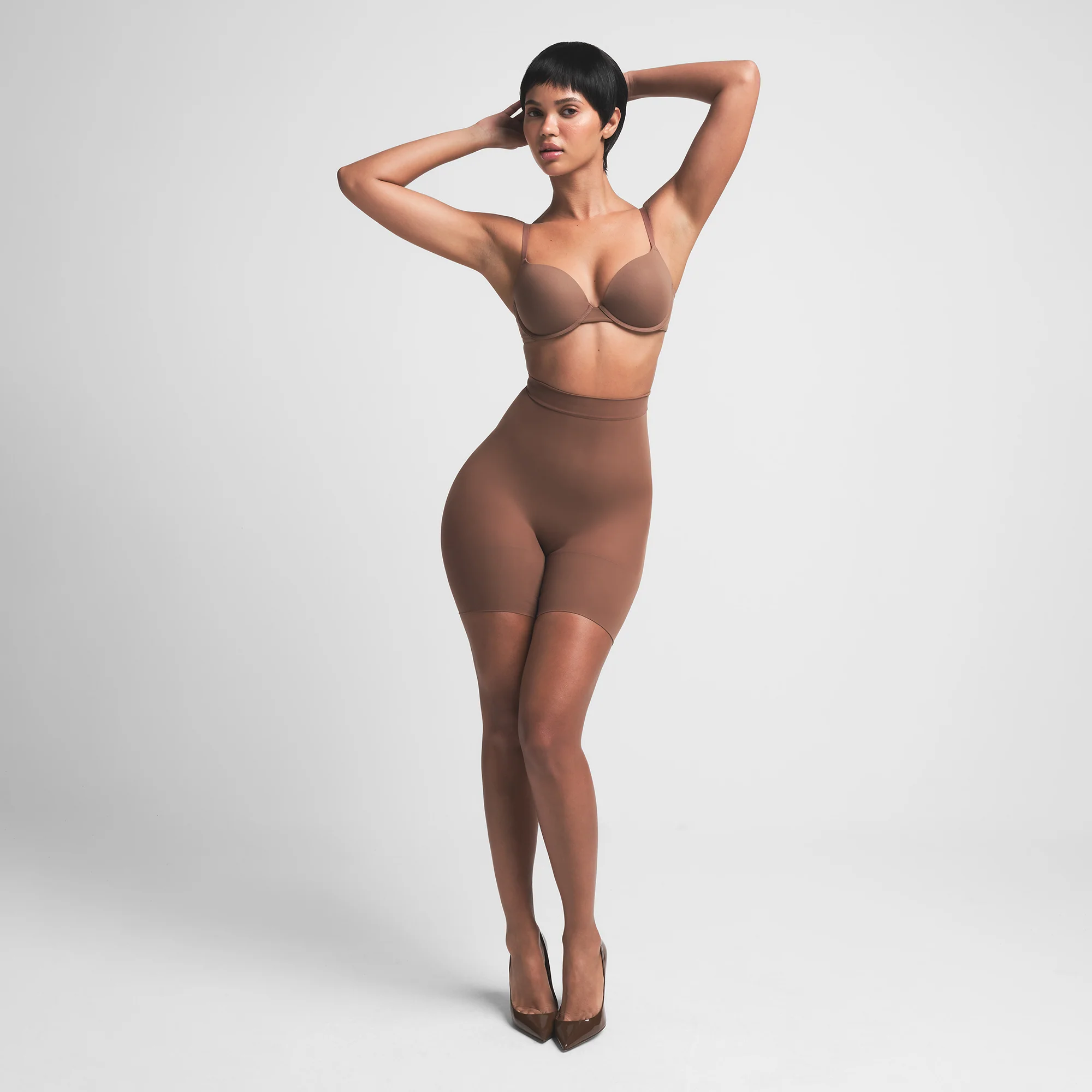 SHEER SEAMLESS HIGH-WAISTED MID THIGH SHORT | CLAY