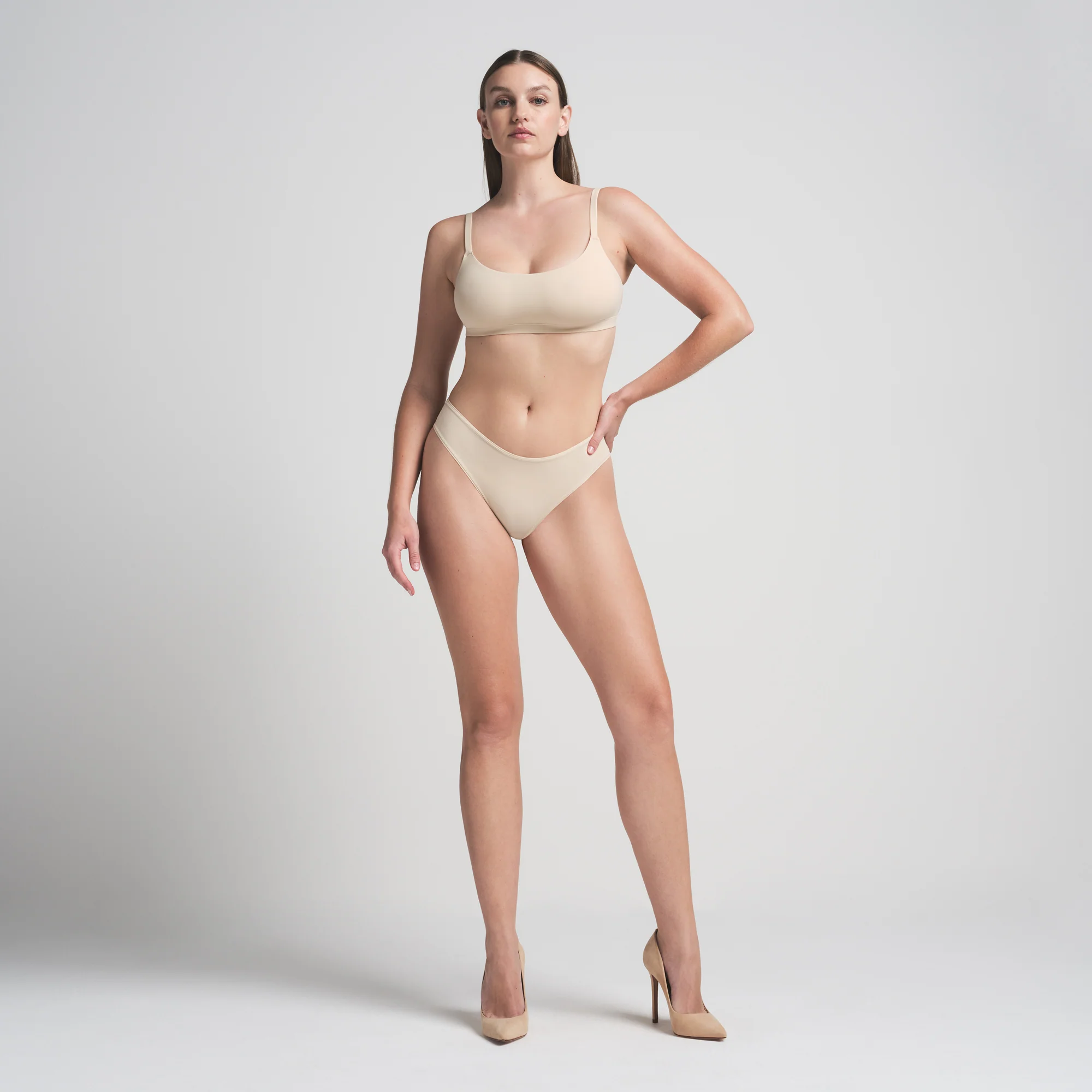 FITS EVERYBODY SCOOP BRALETTE | ONYX