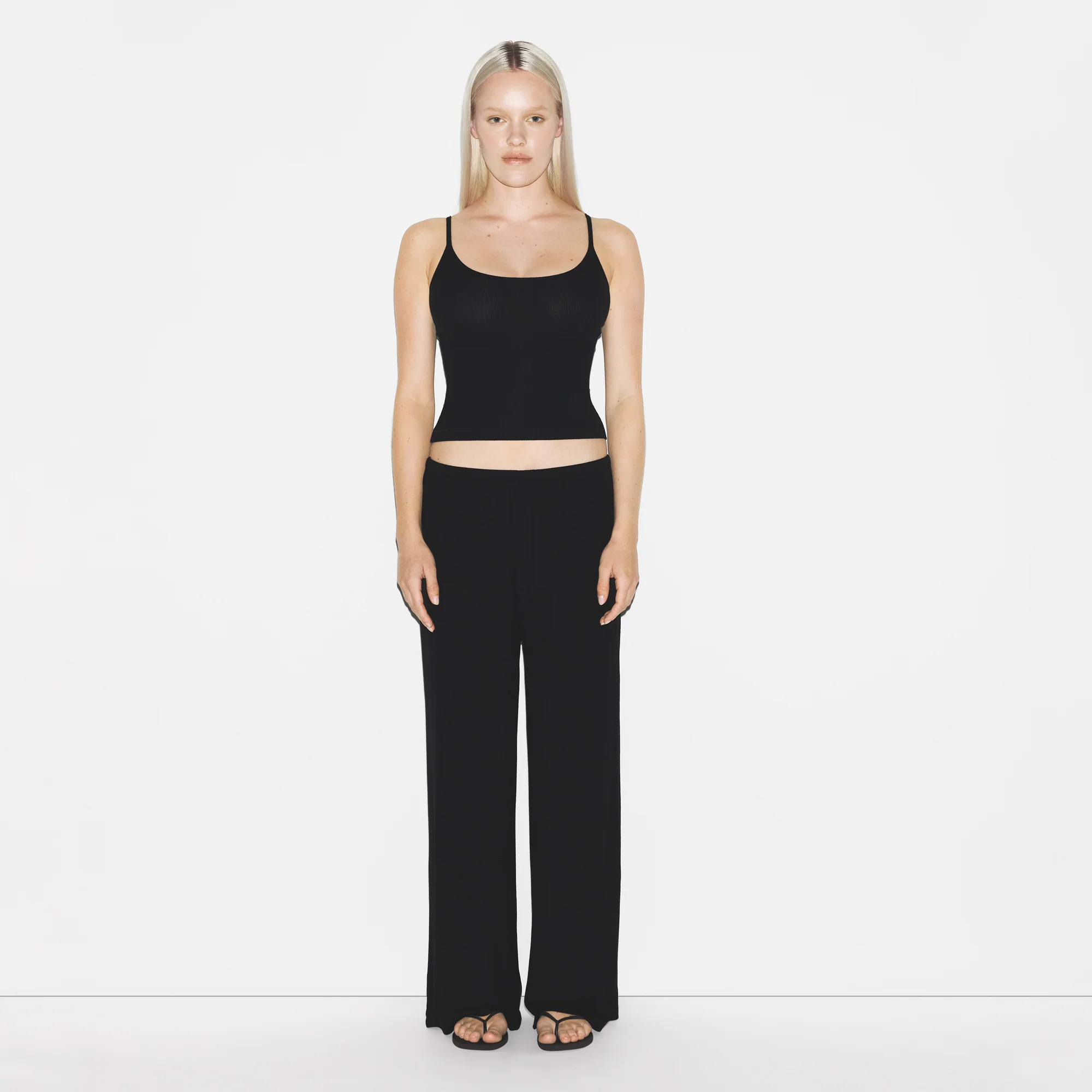 SOFT LOUNGE TANK SLEEP SET | ONYX
