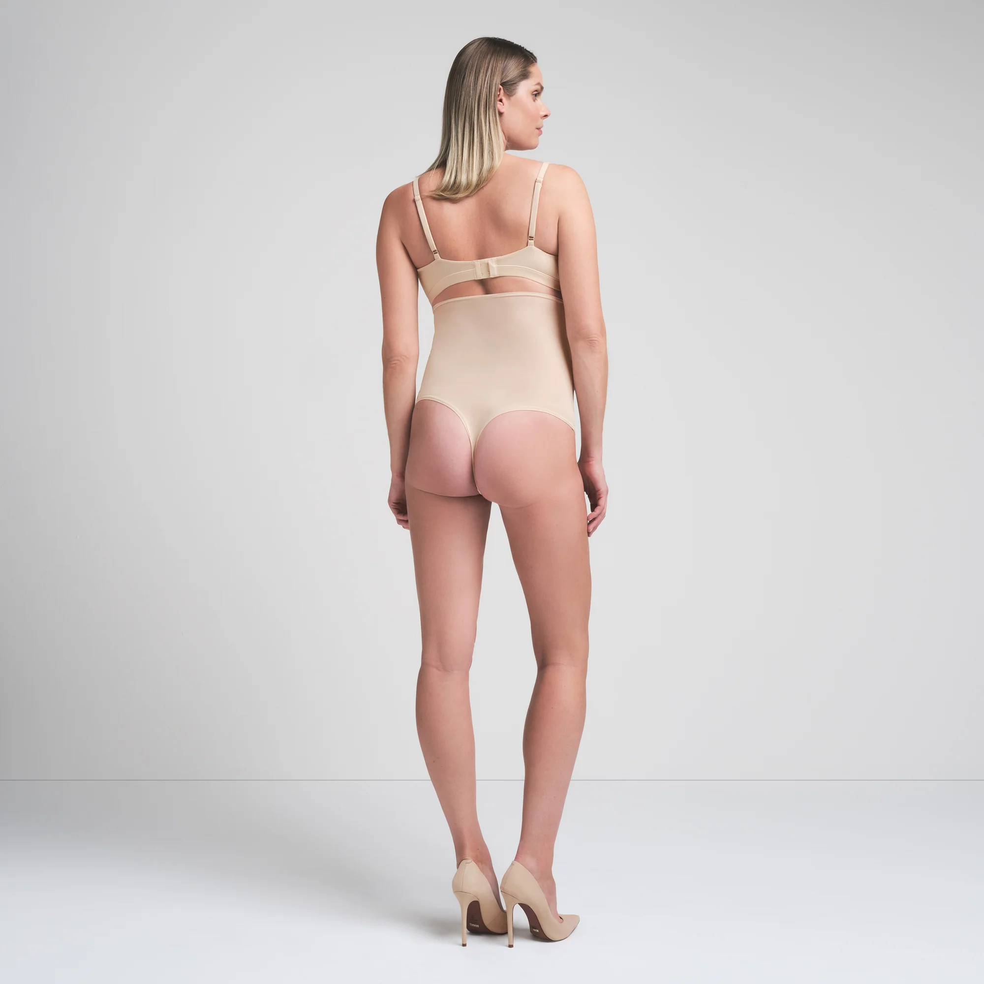 FITS EVERYBODY MATERNITY HIGH-WAISTED THONG | ONYX
