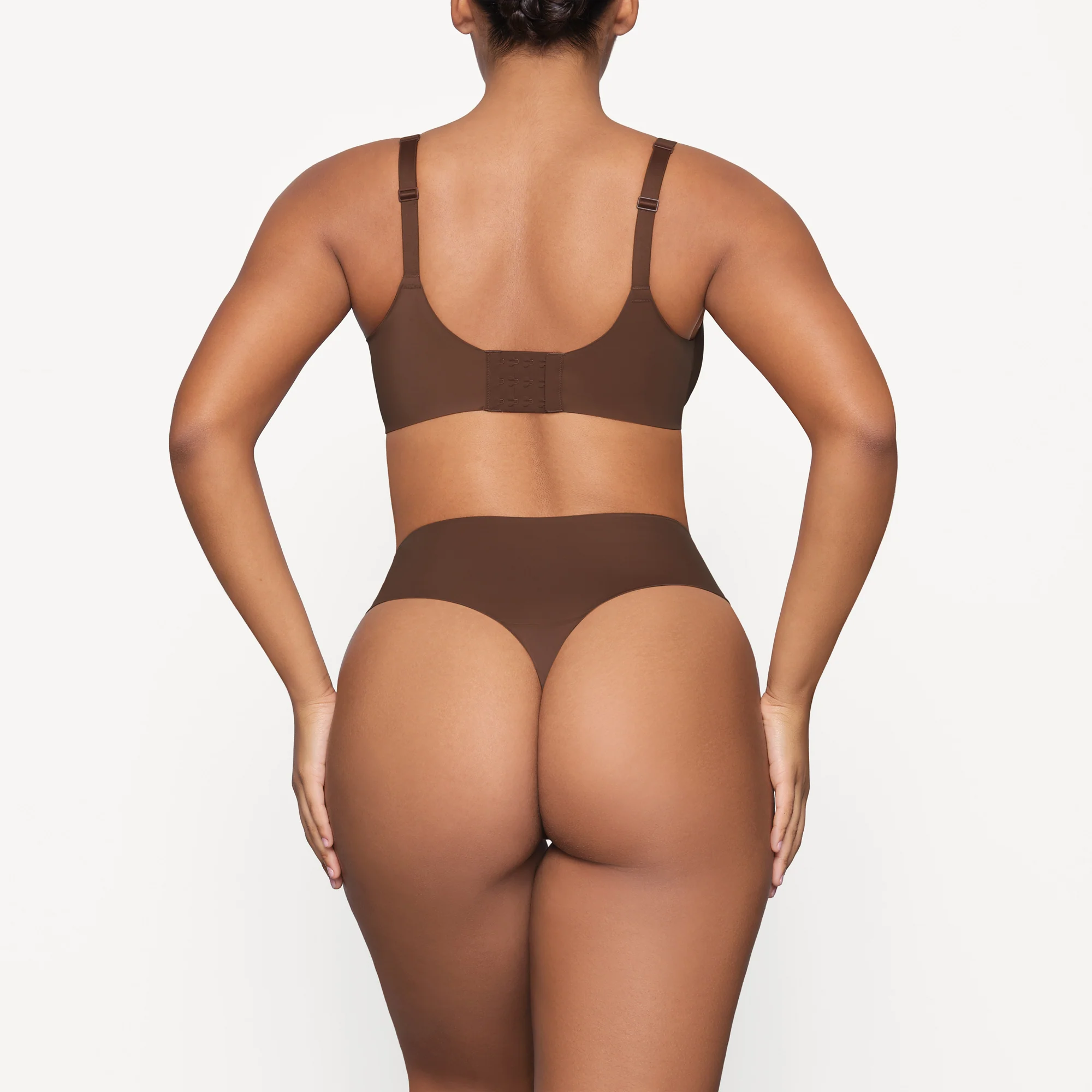 SMOOTHING INTIMATES HIGH-WAISTED THONG | ONYX