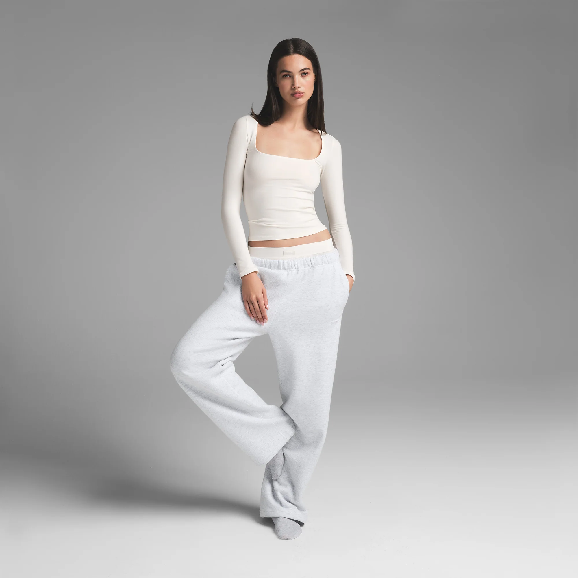 COTTON JERSEY SCOOP NECK LONG SLEEVE TOP | LIGHT HEATHER GREY