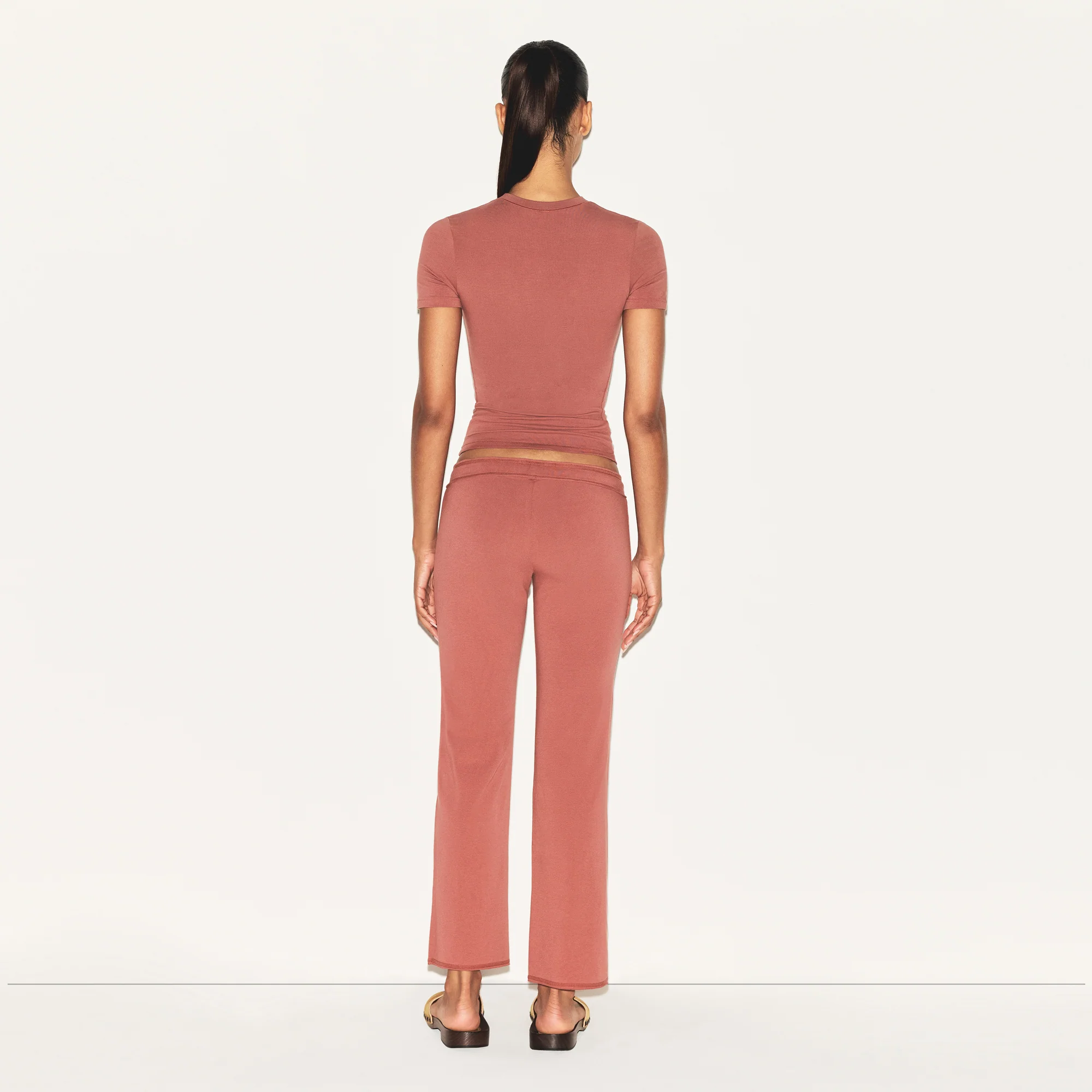 COTTON JERSEY LOW RISE CROP PANT | REDWOOD