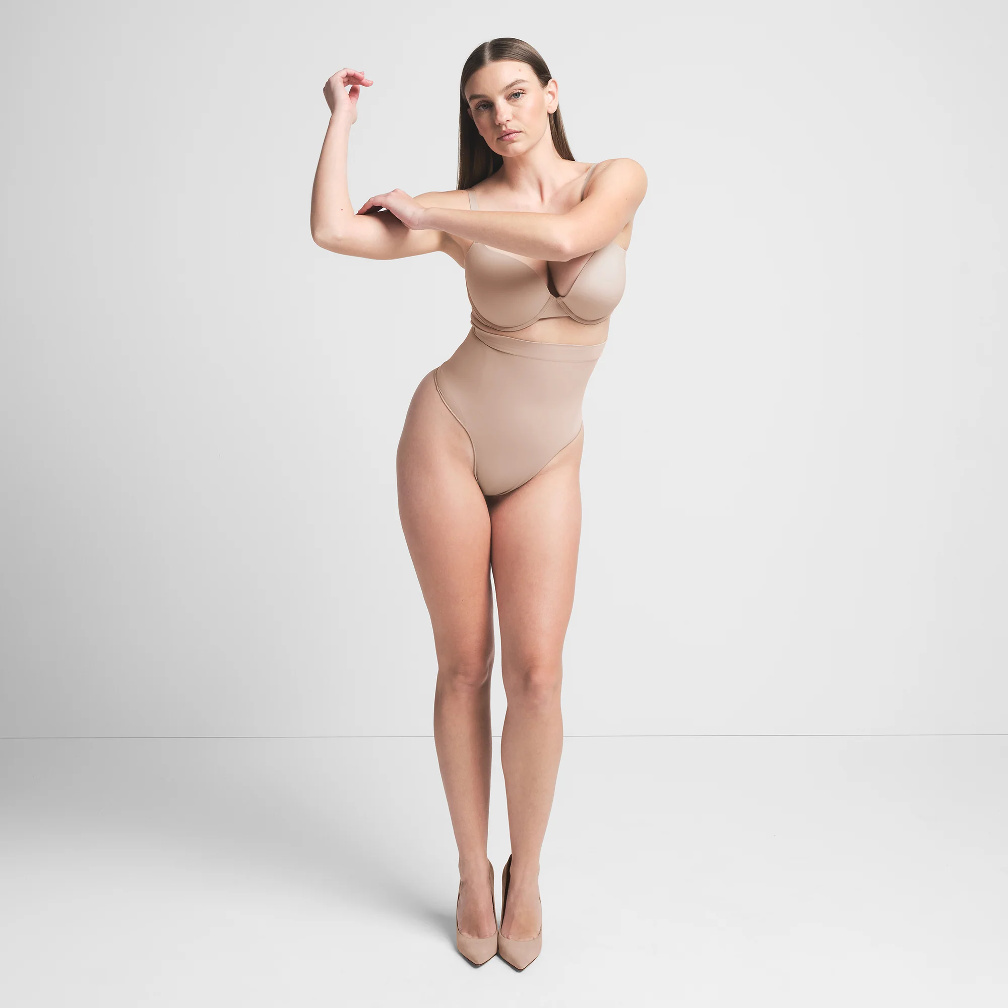 SEAMLESS SCULPT HIGH-WAISTED THONG | ONYX