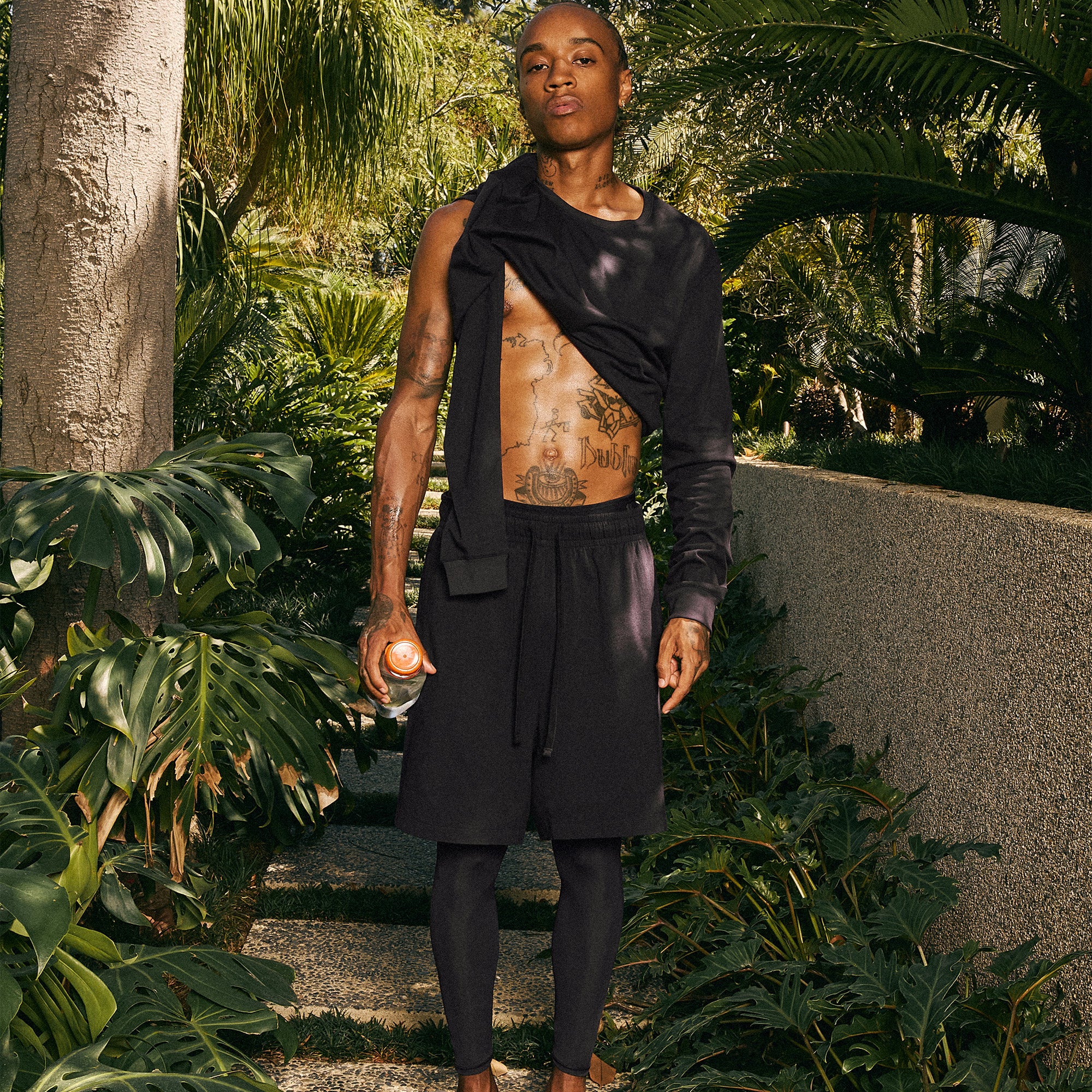 SKIMS COTTON MENS CLASSIC LONG SLEEVE T-SHIRT | CHALK