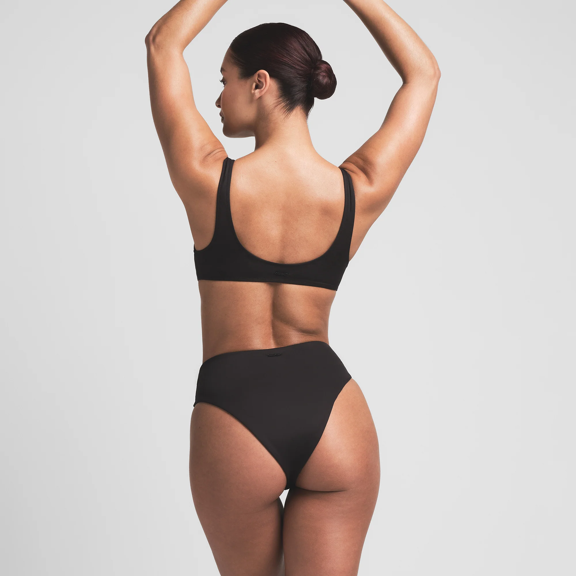 SIGNATURE SWIM HIGH-WAISTED BIKINI BOTTOM | ONYX