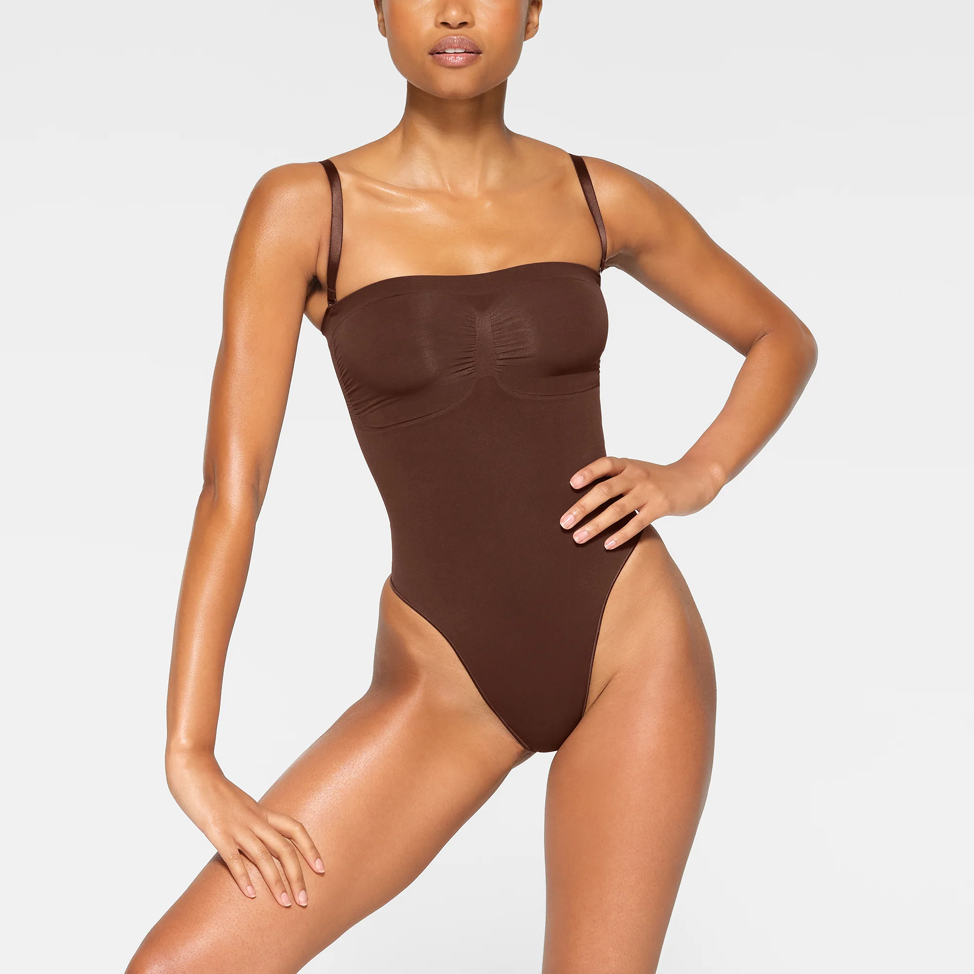 SEAMLESS SCULPT STRAPLESS THONG BODYSUIT | SIENNA