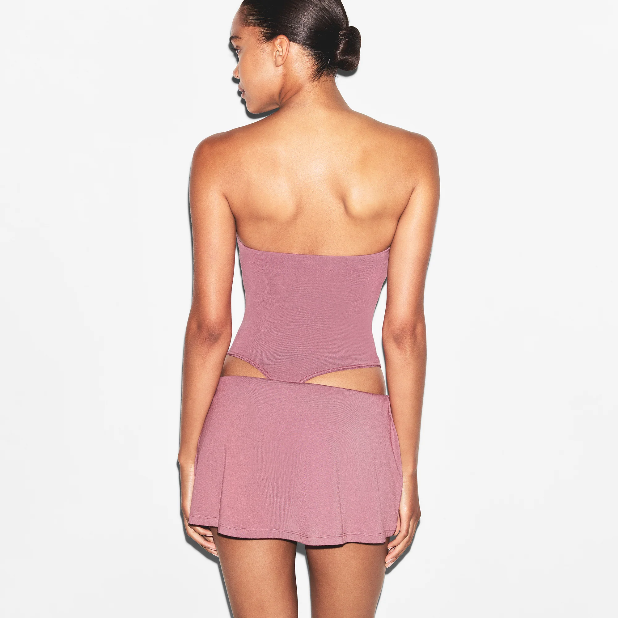 SMOOTH LAYERS MINI SKORT | REDWOOD
