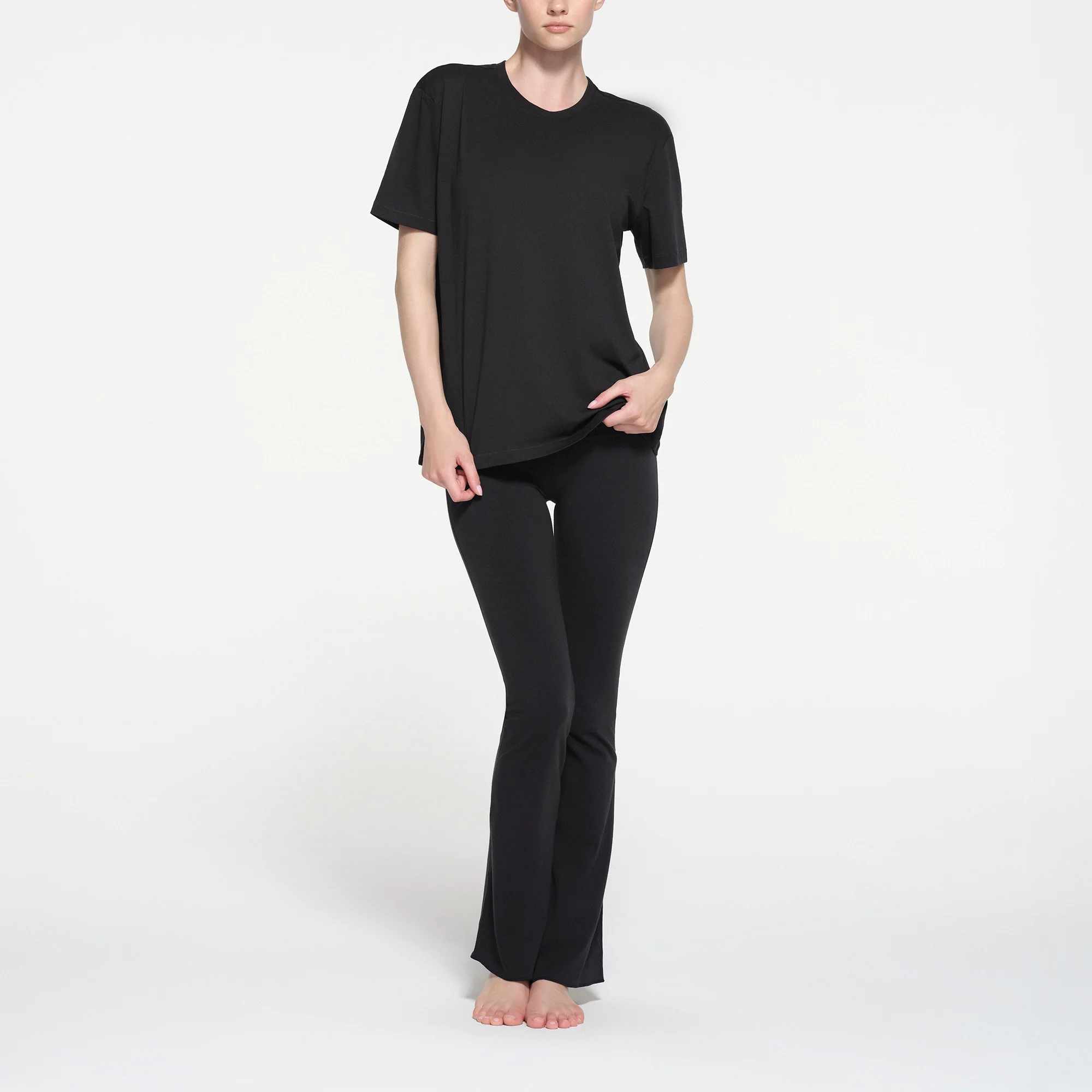 RELAXED TEES OVERSIZED LONG T-SHIRT | ONYX