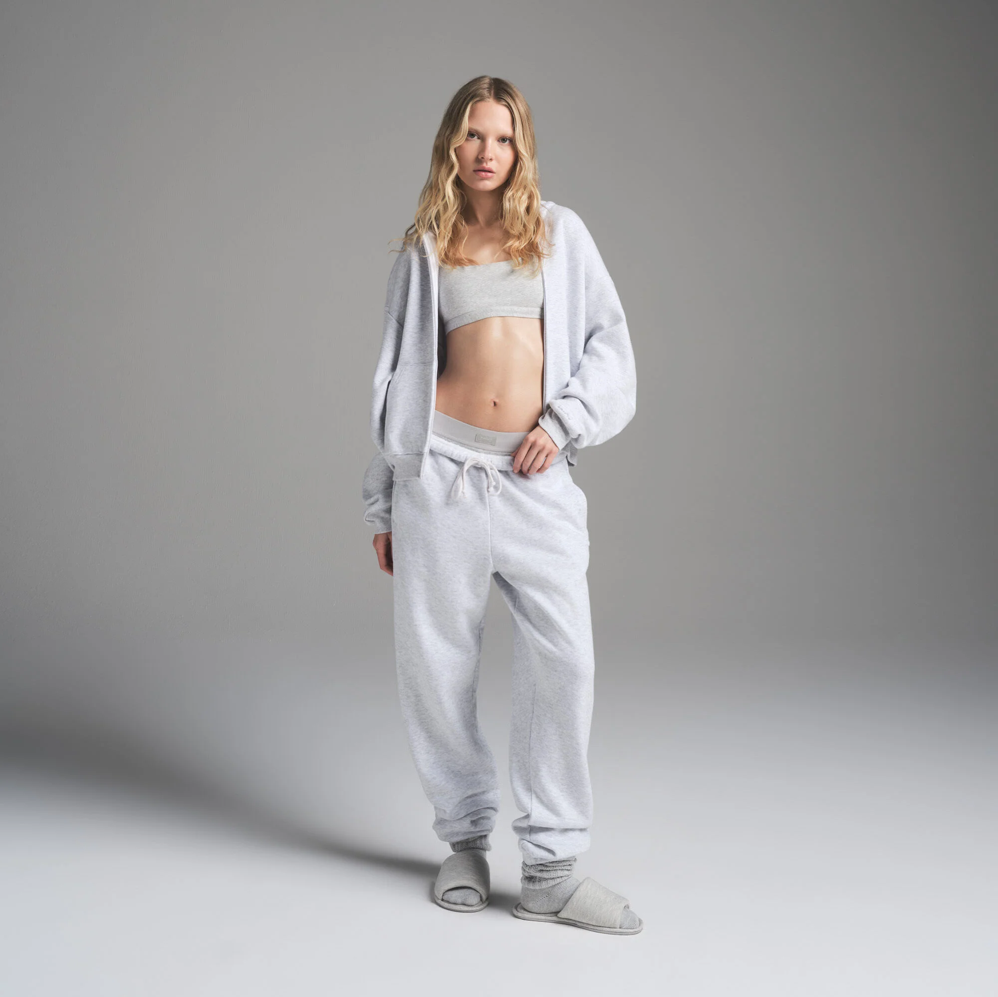 COTTON FLEECE CLASSIC ZIP UP HOODIE | LIGHT HEATHER GREY